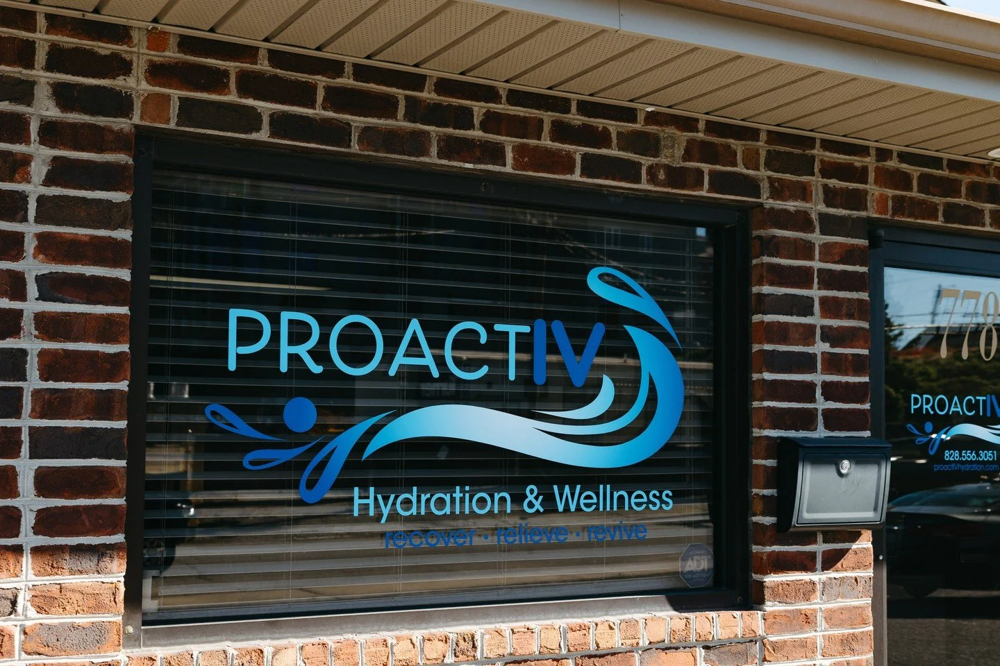 As the only IV-therapy provider in Brevard and Hendersonville, @proactiv_hydration offers customized IV drips, NAD+, B12 injections, lab services, and mobile and corporate wellness options. &ldquo;My goal is to empower people to feel their best and t