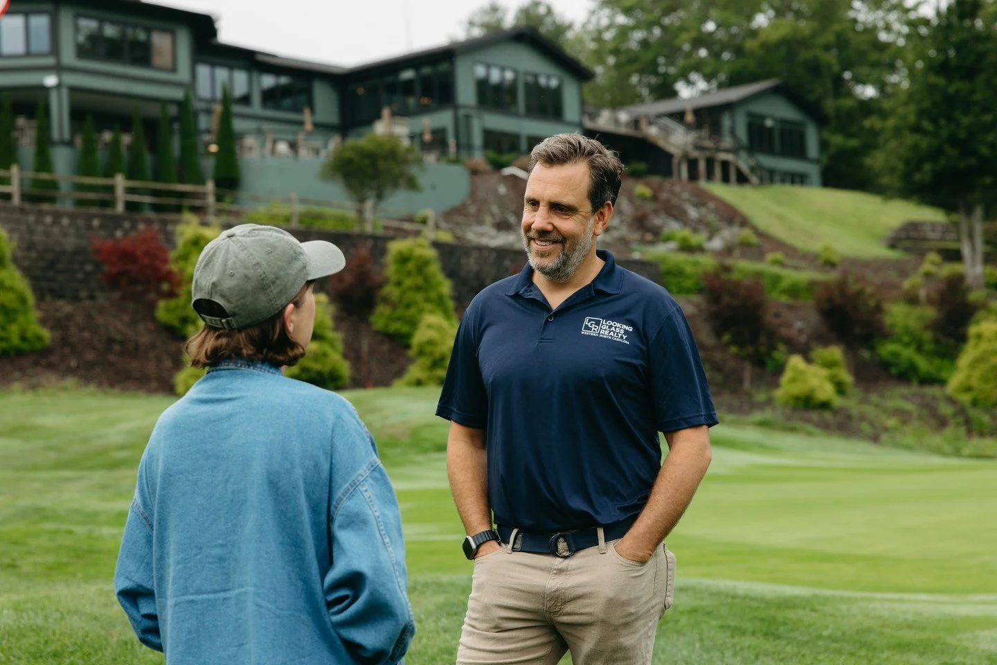 @jordanclarkrealtor thrives among a team where, as he puts it, &ldquo;everybody&rsquo;s heart is in the right place.&rdquo; In addition to being broker-in-charge at @lookingglassrealty, he is also an active community member, supporting the Connestee 