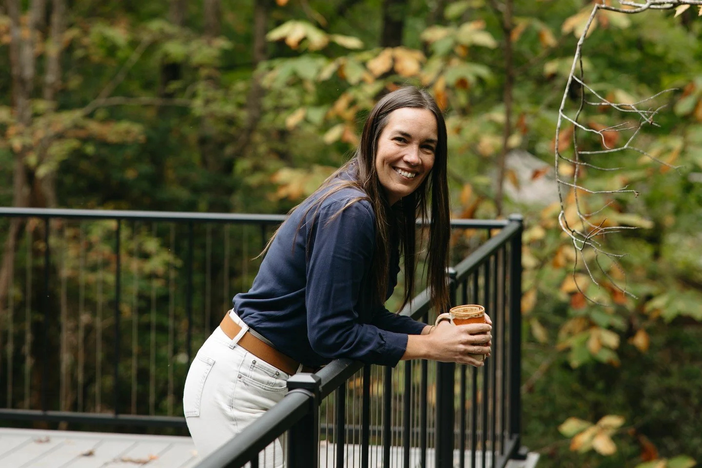 Katie Conley, of Looking Glass Realty, prides herself on her dedication to her clients&rsquo; happiness. With her approachable, energetic style, @katieconleylgr posts home tours, new builds, and behind-the-scenes glimpses of mountain living. &ldquo;W
