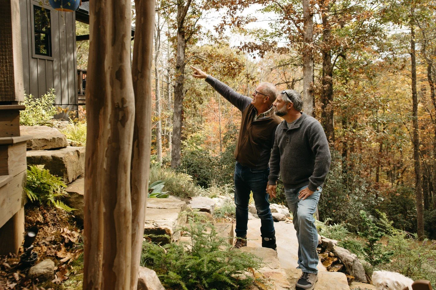 Since 2017, @carolina_outdoor_lighting has been transforming outdoor spaces after dark through thoughtful, design-driven illumination. Rooted in Dark Sky principles and crafted by ILLI-trained designers, each installation balances movement, creativit