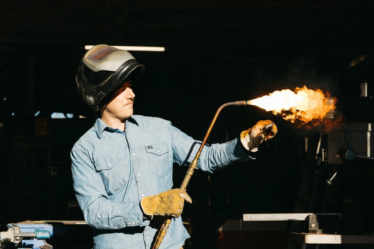 Based in Western North Carolina and traveling throughout the Southeast, @lambertslabor_'s mobile rig delivers high-quality structural welding and fabrication directly to residential and commercial sites. Designed specifically for projects requiring a