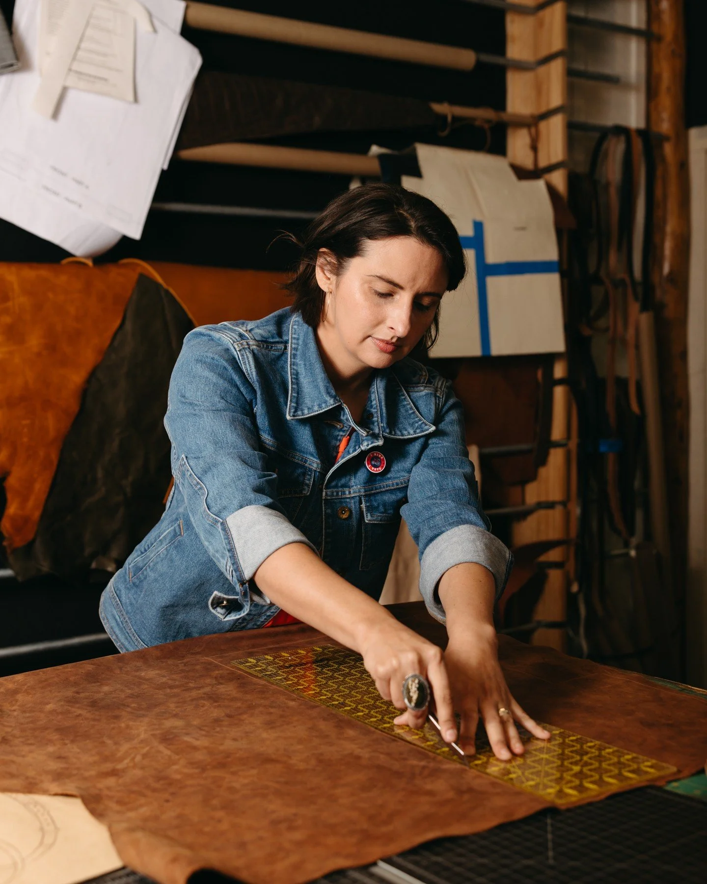 Nestled along Jordan Street in downtown Brevard, @newfoundartisan is where husband-and-wife team Doug and Emma transform leather and metal into beautiful, handcrafted pieces - from jewelry and wallets to belts and bags. Looking for something truly on