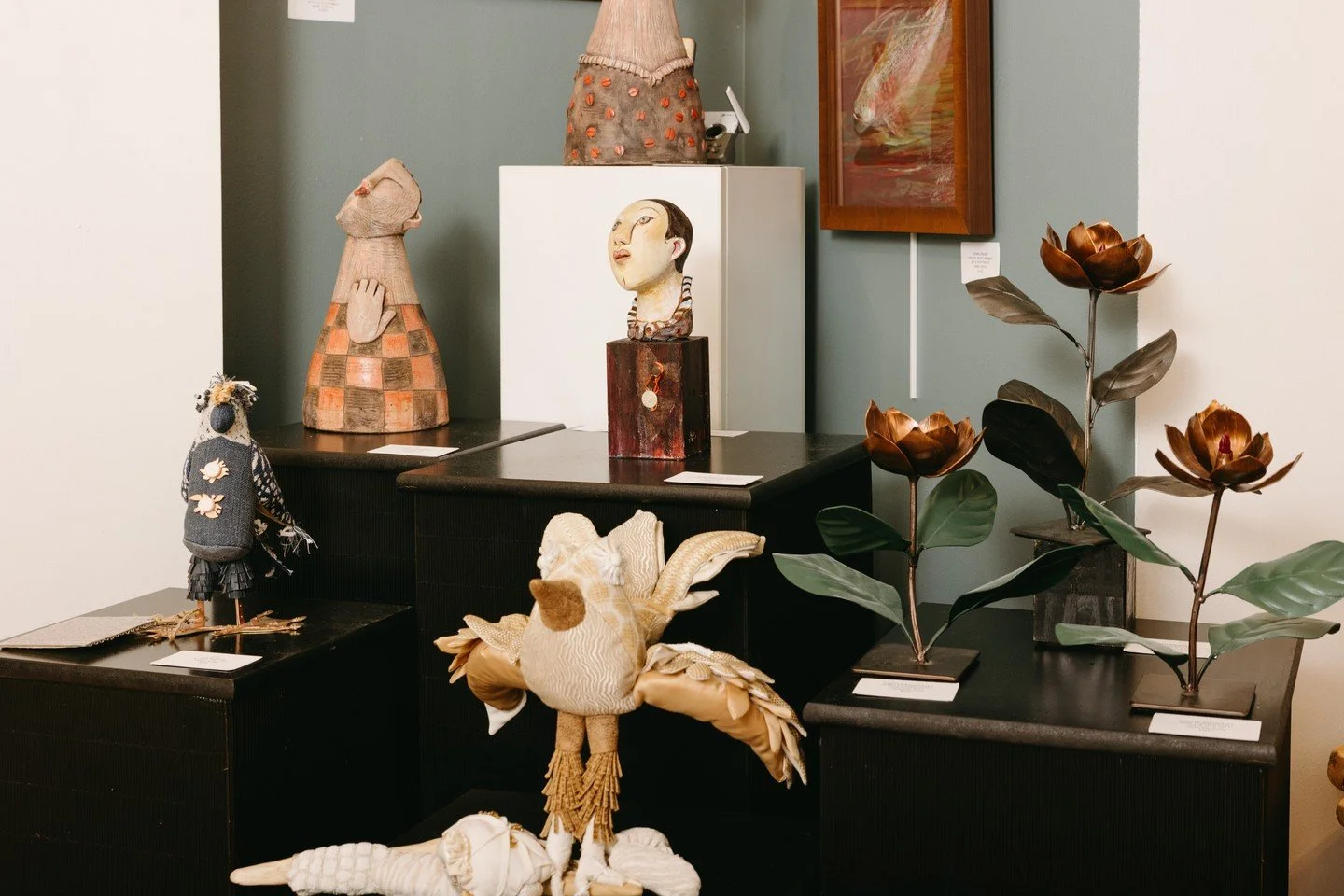 Looking for a little beauty to brighten your day? Step into @lucyclarkgalleryandstudio, where nearly 60 local and regional artists bring their creativity to life through paintings, sculpture, ceramics, woodwork, textiles, jewelry, furniture, and more