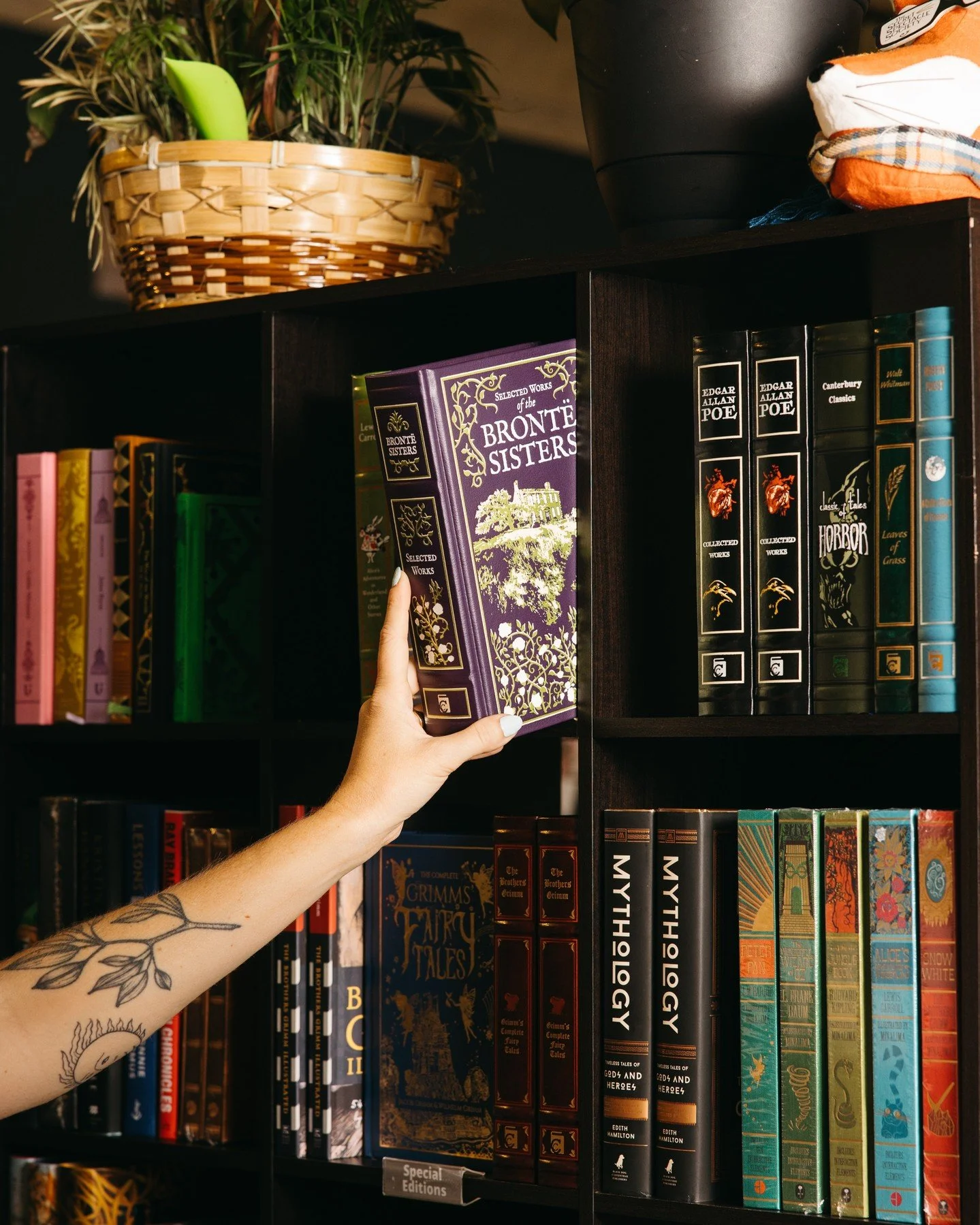 Looking for your next great read&mdash;and maybe a few new bookish friends? @highland_books has been bringing readers together since 1975, with a packed calendar of book clubs, author talks, quiet reading nights, book drives, and more. Whether you&rs