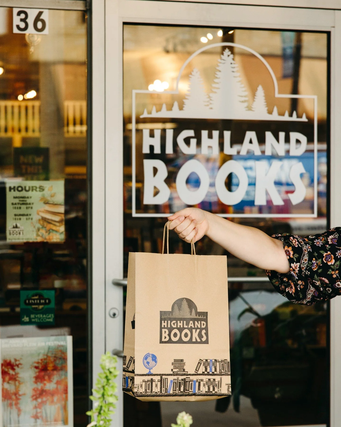 @highland_books has been helping readers find their next great read since 1975. From bestsellers and hidden gems to children&rsquo;s books, YA, graphic novels, manga, gifts, and stationery, there&rsquo;s a little something for every kind of reader. A