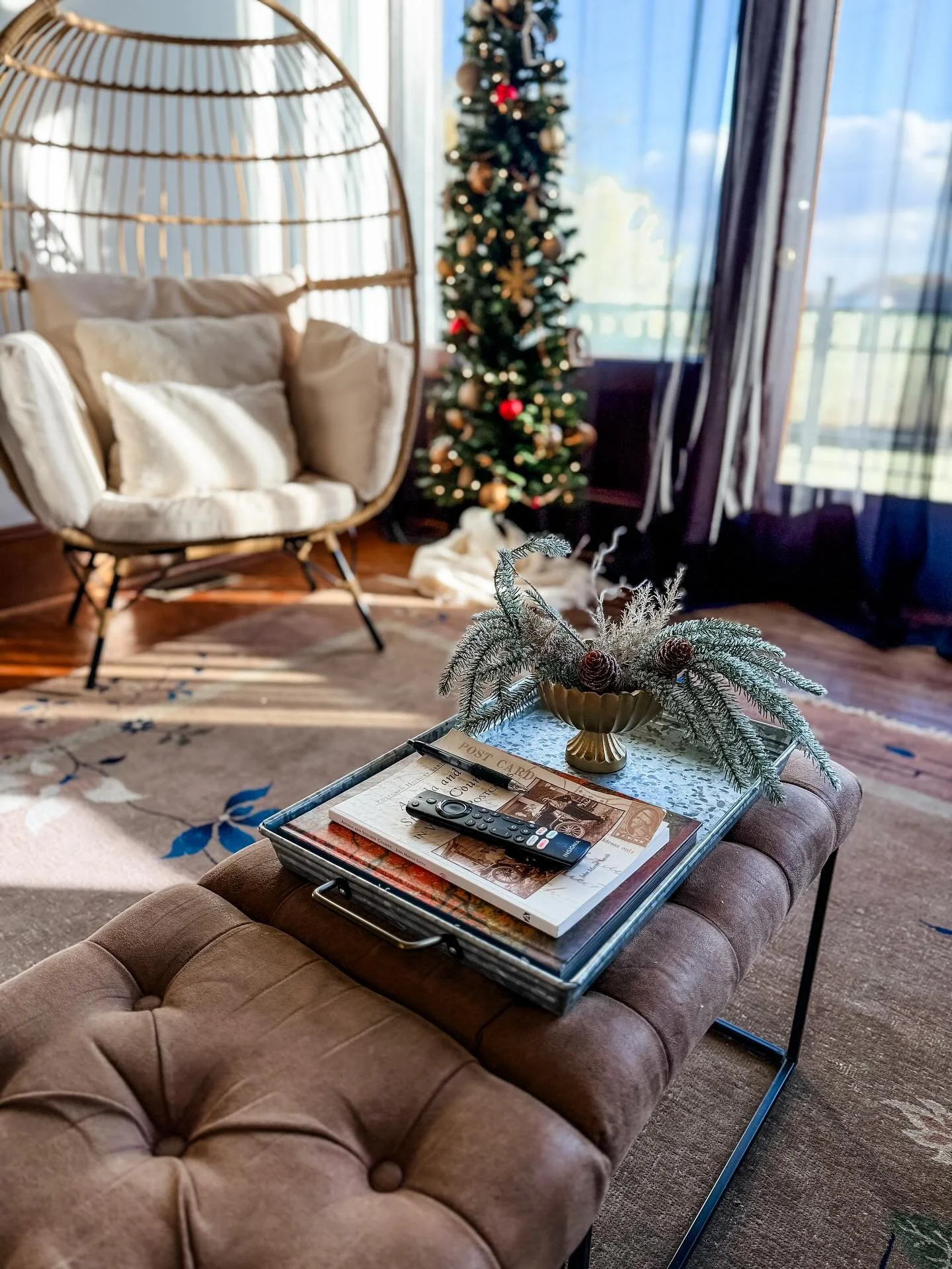 The Post Office is all decorated for Christmas and it is feeling COZY🎄🤍

There is something about decorating 100+ year old buildings during the holidays that gets us feeling nostalgic. Rent this beauty for a fun little getaway: www.themill-district