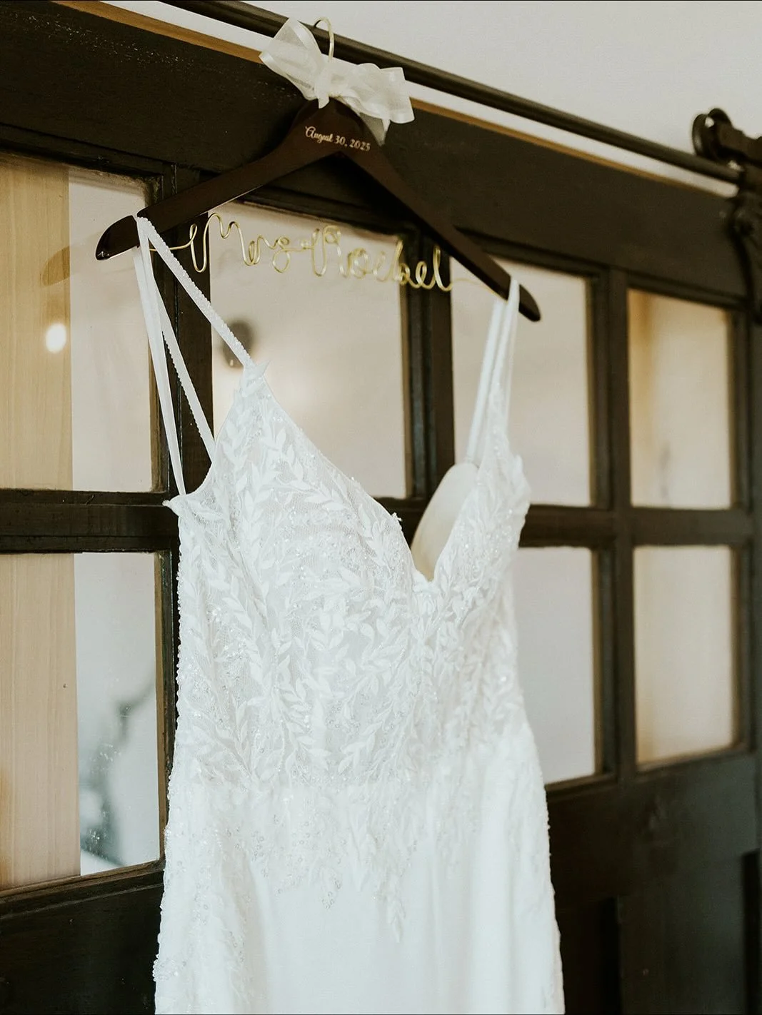 A few sweet moments from Breanna + Austin&rsquo;s perfect day 🤍 

📸: @mckinleypphotography