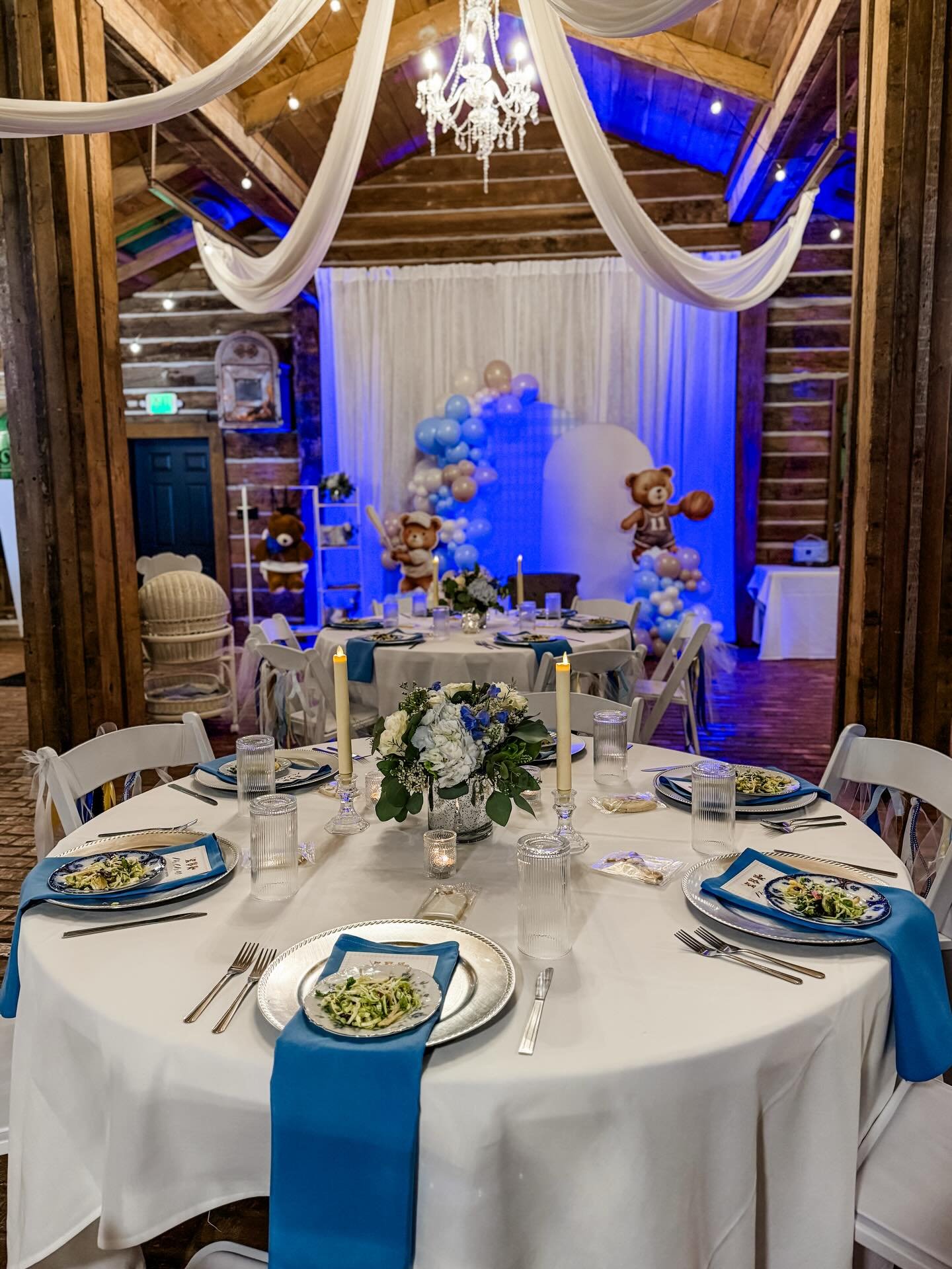 Our winters here are still full of celebration! We had the honor of hosting a baby shower for one of our former brides 🥹 

Watching our TMD couples become parents is just another wonderful part of this job. She had the sweetest beats + sports theme 