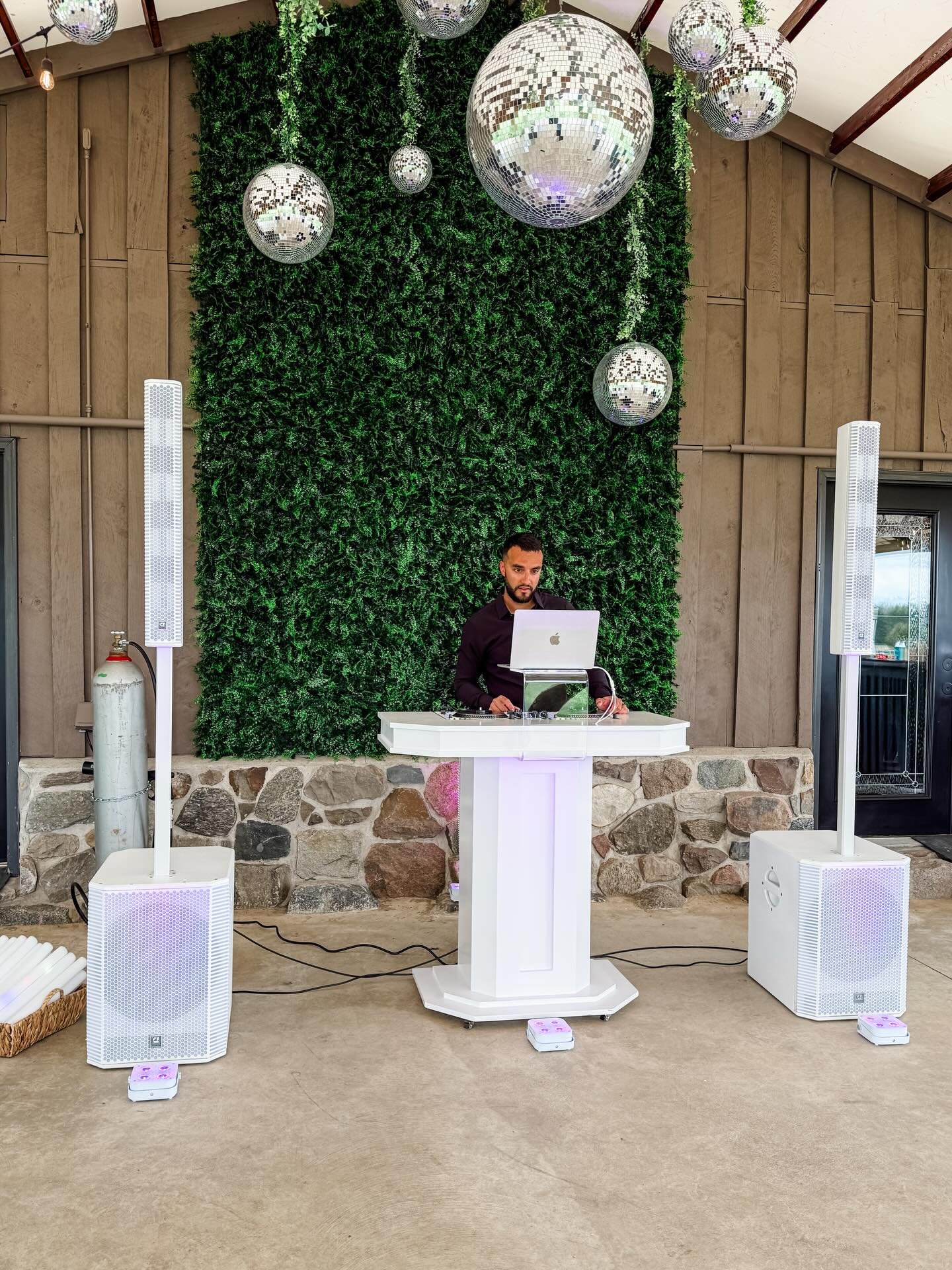 NEW tradition unlocked 🔓✨ 

We invited our booked couples for our first ever Mill District Wedding Expo! 

This event was exclusive to our 2026 booked couples and their families to come explore the property, ask questions, view seating chart options