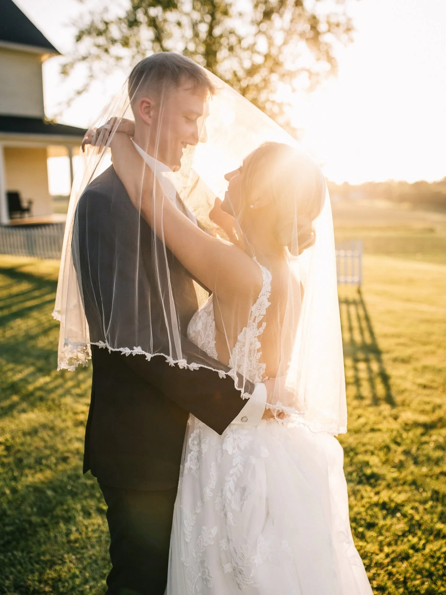 Getting our couples&rsquo; photos back is one of the highlights of wedding season 🤍

It&rsquo;s amazing to see our couples&rsquo; elated faces and their guests having an amazing time&mdash; it&rsquo;s like winning the lottery after a year of hard wo