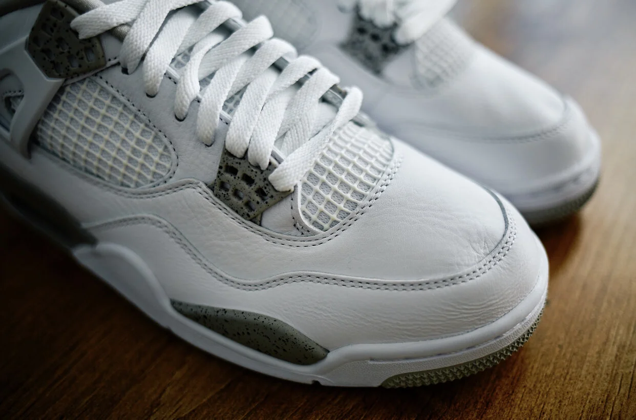 Air Jordan 4 Retro “White Oreo 