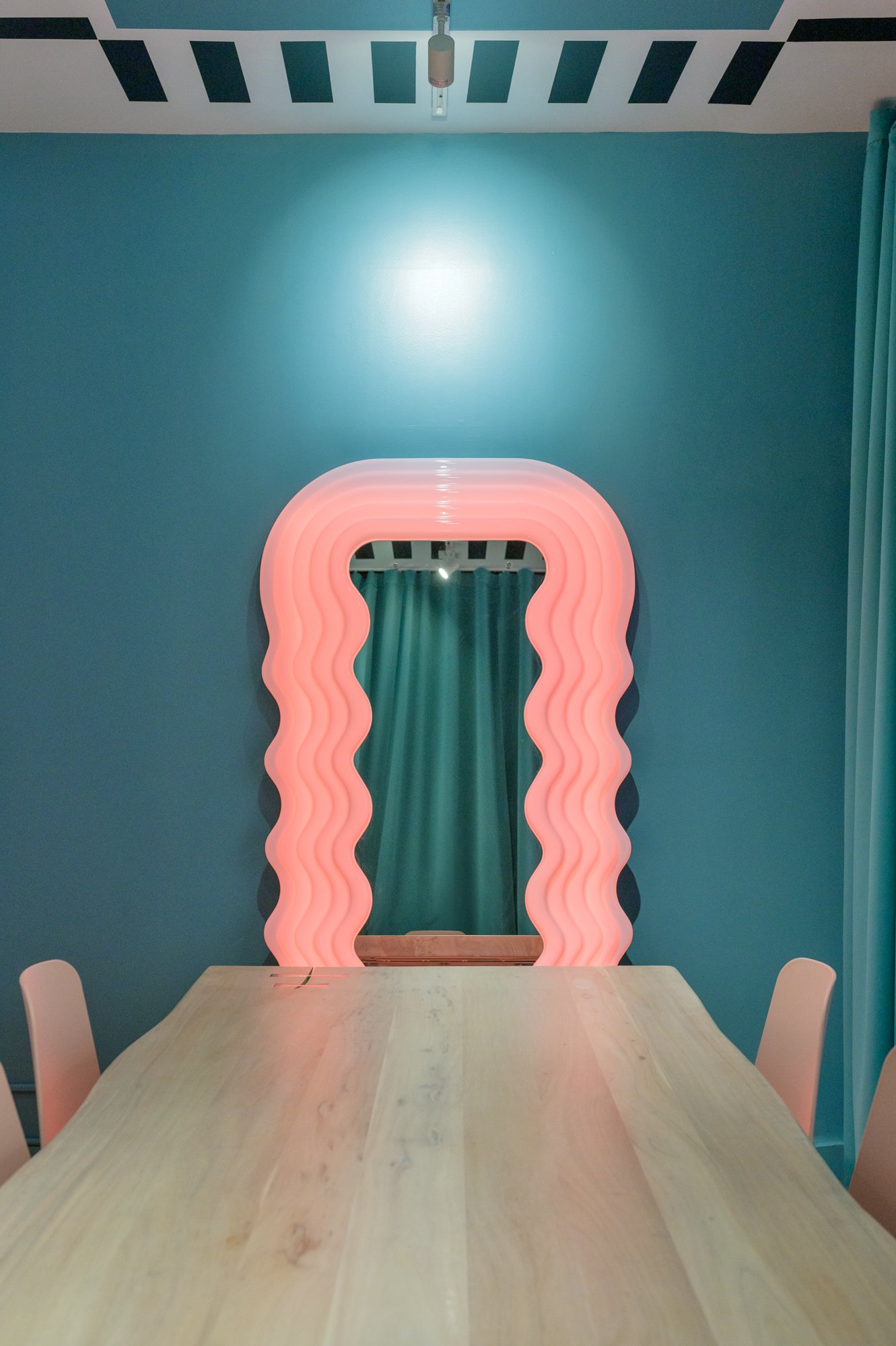 12_Olbos Studio - Soho Office Interior Design © Filippo Tommasoli 2025.jpeg