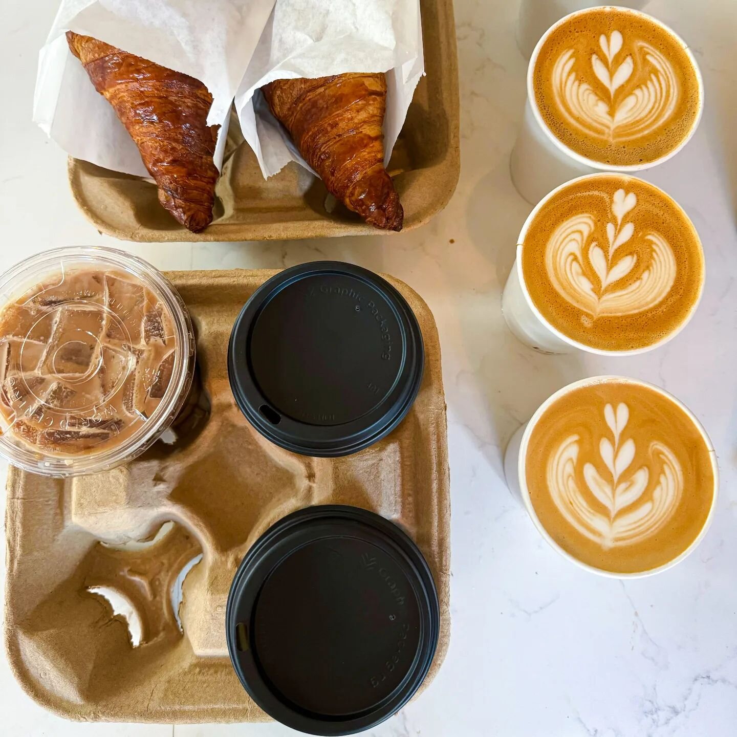 weekends on the move? we've got your brunch in a crunch! grab coffee &amp; pastries to-go &amp; savor the weekend your way. 💕☕🥐

#tgif #happyweekend #togo #croissant #coffee #seattle