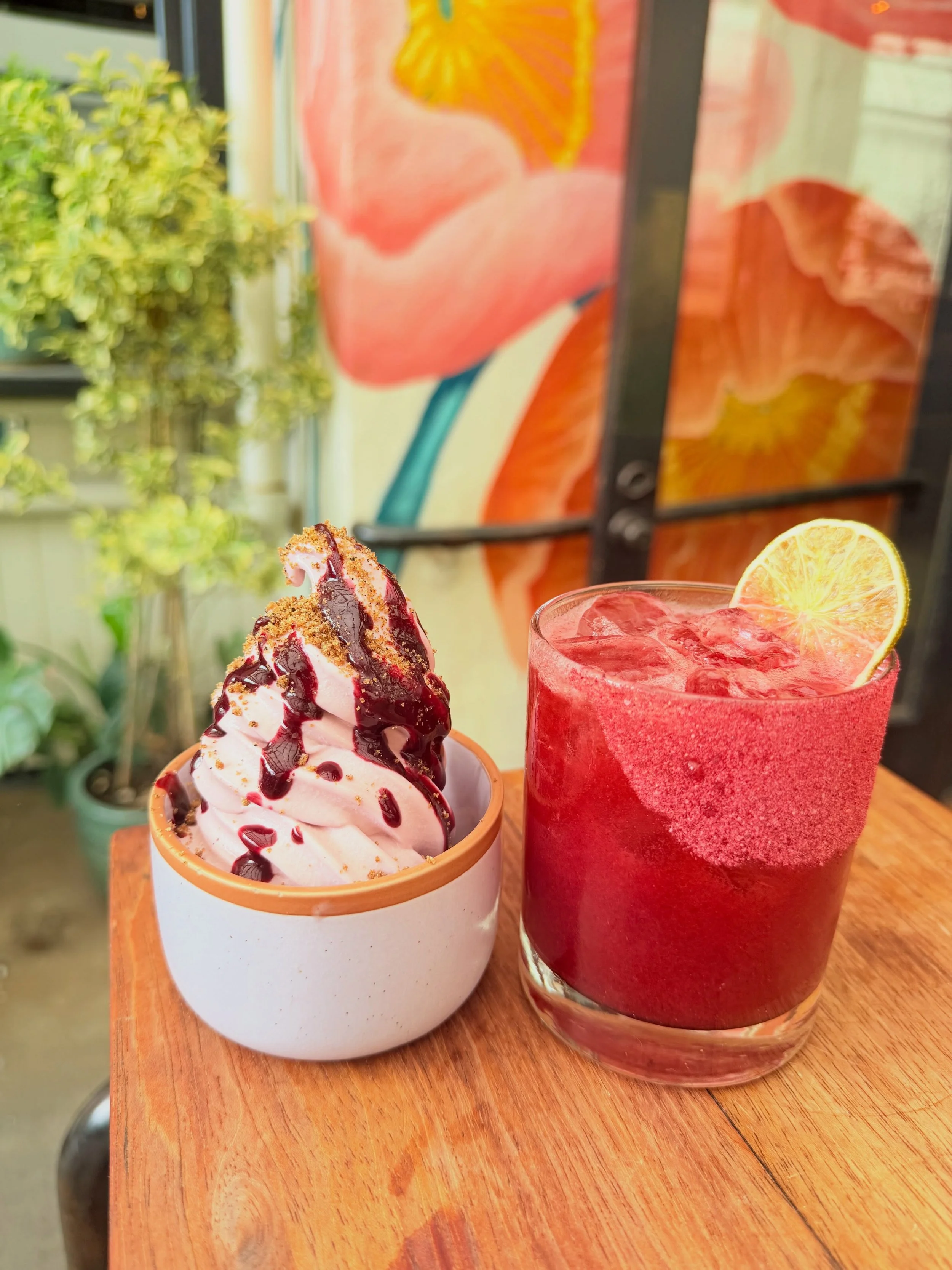 Blackberry season has entered the chat! 💬💬
𝑳𝒂𝒕𝒆 𝑯𝒂𝒓𝒗𝒆𝒔𝒕 &mdash; Blackberry Tamarind Margarita 
𝑩𝒍𝒂𝒄𝒌𝒃𝒆𝒓𝒓𝒚 𝑺𝒐𝒇𝒕 𝑺𝒆𝒓𝒗𝒆 &mdash; with blackberry crumble + blackberry rosemary caramel

The dream team of late summer 🌅🕶️