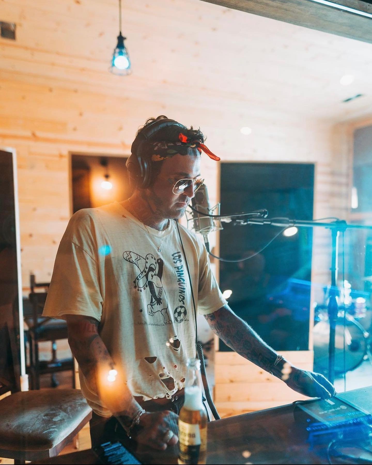 Wrapped up another amazing week at BNDWTH. @yelawolf @wlpwr @slumerican going crazy!! 🔒⚡️
📸 @visualsbytyre