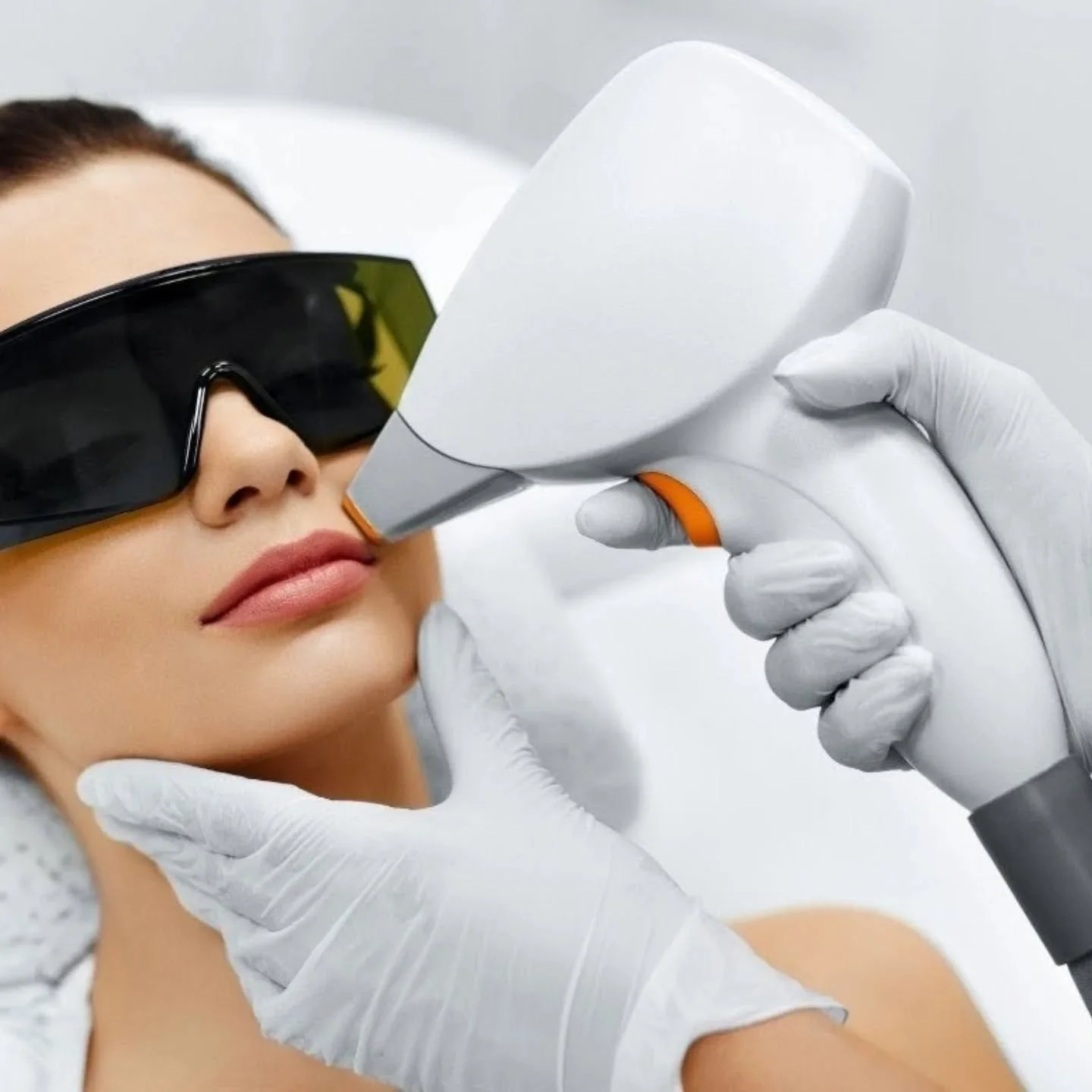 ☀️ Smooth skin season is here ☀️

If laser hair removal has been on your mind, now is the perfect time to start before summer sun exposure ramps up!
Laser works best when we can avoid fresh tans and excessive sun exposure before and after treatments 