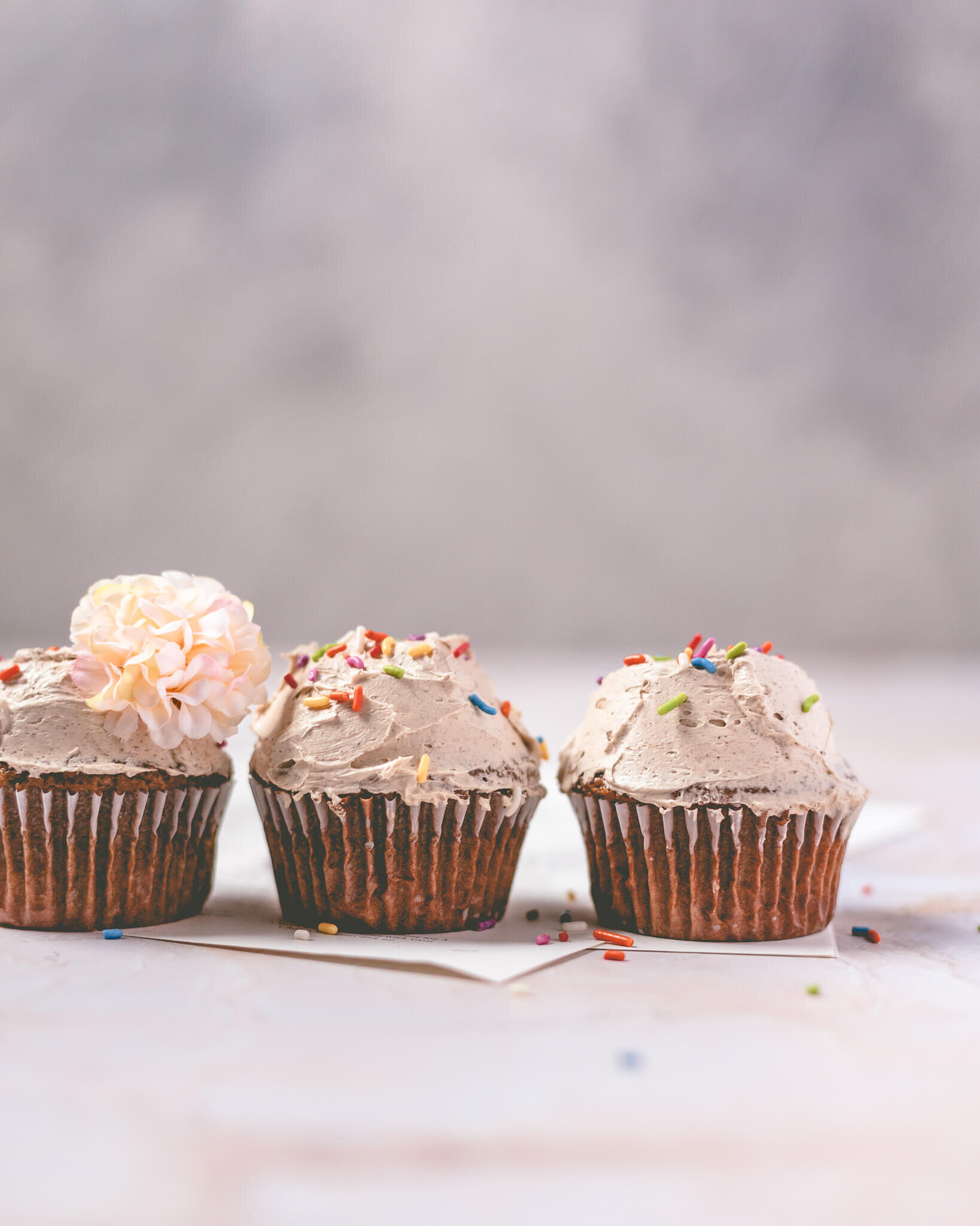 How to Photograph Cupcakes