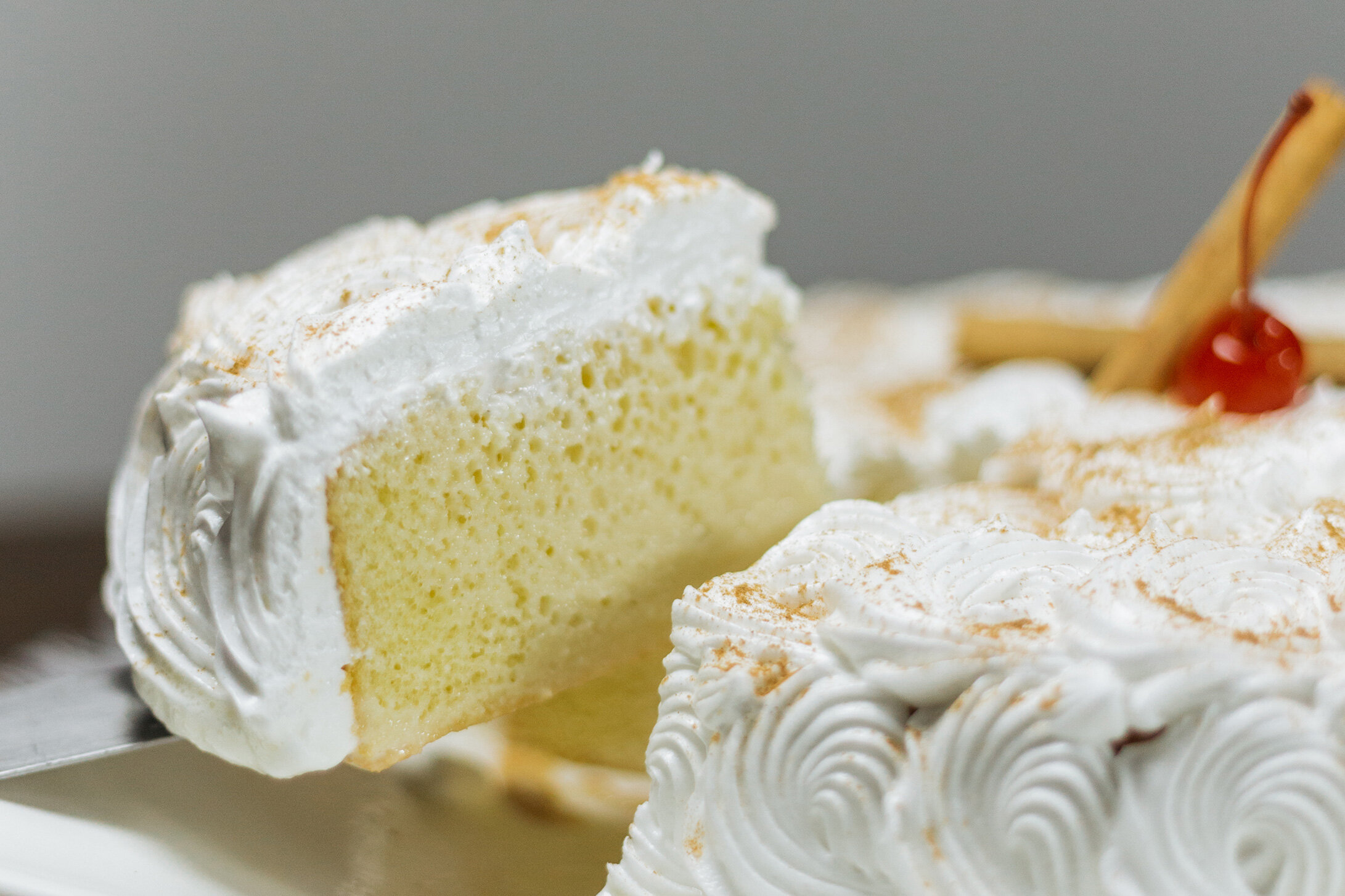 Extra Moist White Cake