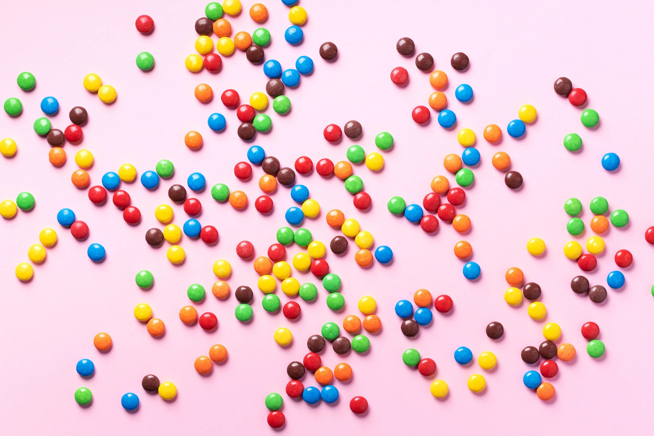 BotonetasOur button-sized crunchy chocolate bits are a real flavor surprise. Ideal to eat alone or to combining them with recipes such as cookies, brownies, cupcakes or cakes.🇬🇹 / BEST / COL00024 / 25 LBS.