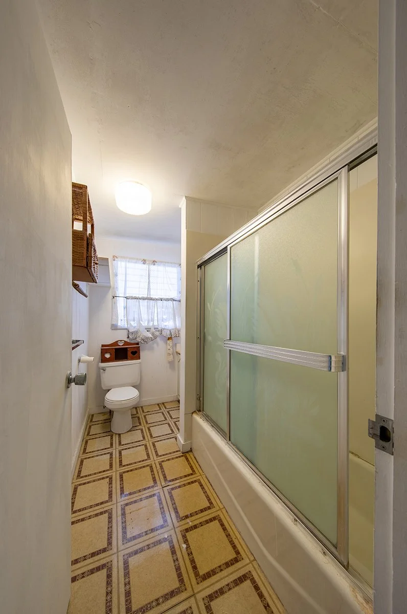 Bathroom Before