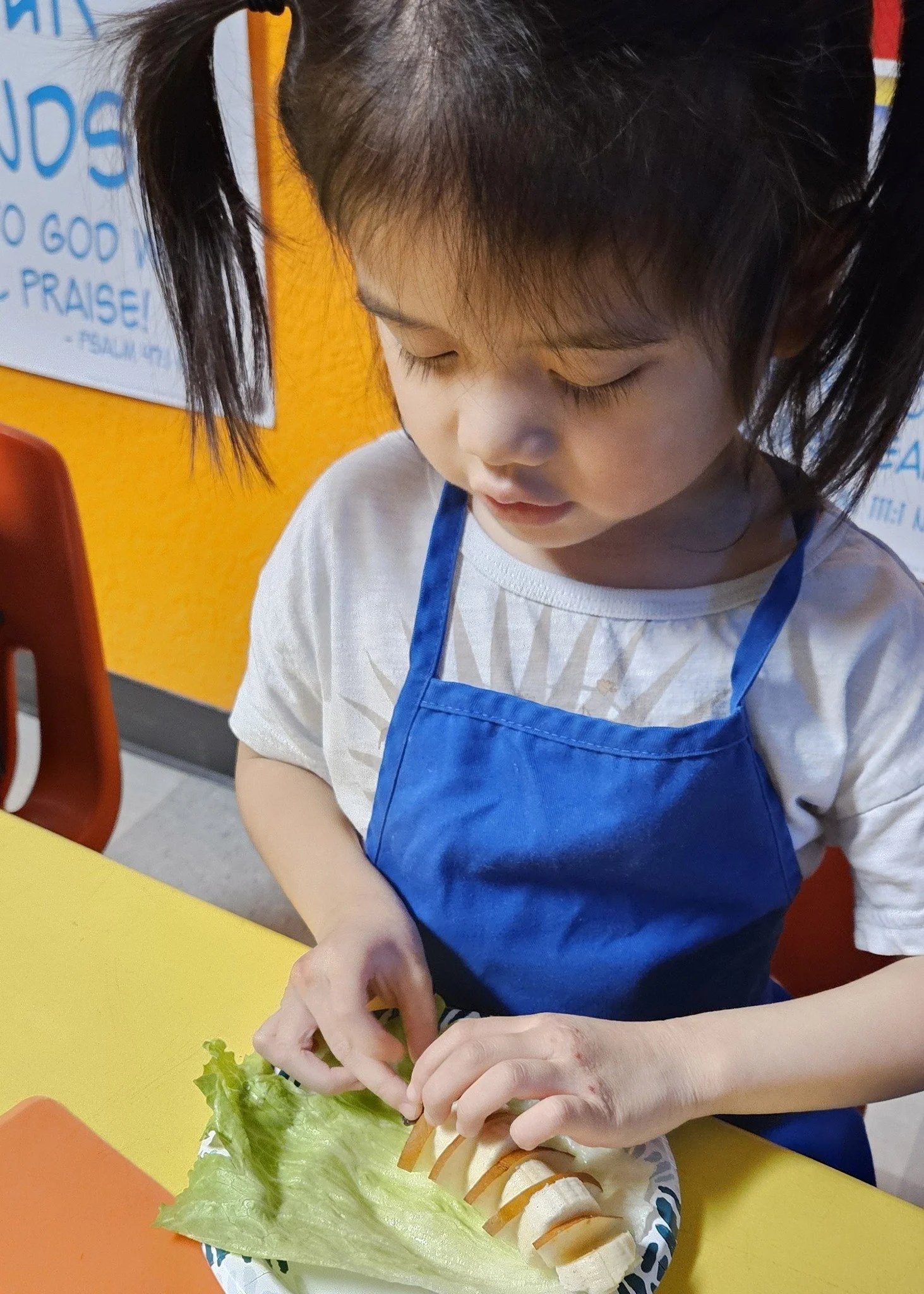 Peel. Stack. Smile. 🐛🍌🍐

In our enrichment cooking class at NCP, young chefs created caterpillars using bananas and pears while learning through hands-on play and teamwork.

📍 Neighborhood Christian Preschool, San Jose
🍎 Enrichment programs
🌱 L