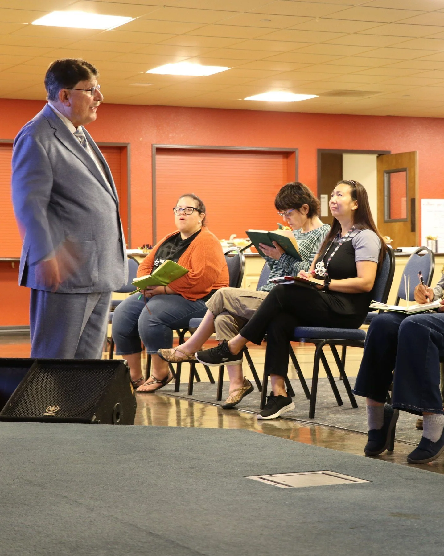 Our MNCP teachers from both campuses spent the day together for our Spiritual Staff Retreat.

The morning began with a Lakeshore Learning Party, followed by Acts of Kindness, a team-building and outreach activity. After a relaxing Lunch in the Park, 