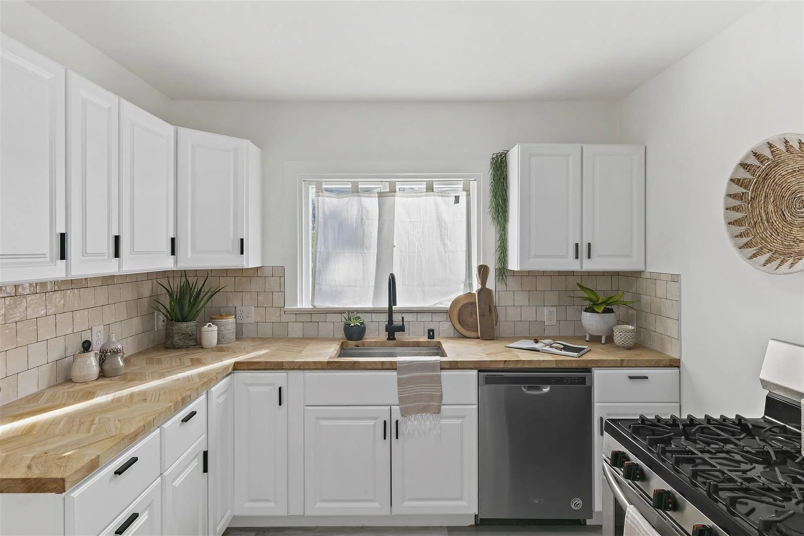 MLS 1390 Gilman St Berkeley024.JPG