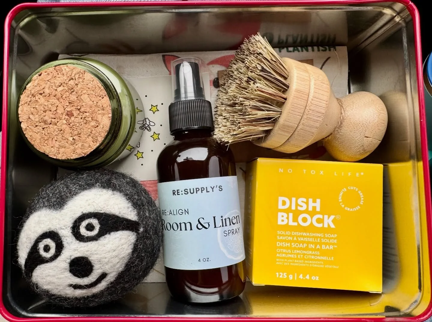 Skip those last minute Amazon orders, we got you covered ✌️ 
Come see us Saturday.
11-6 in Norman (RIP OU 🏈💔)
10-4 in Wichita Falls