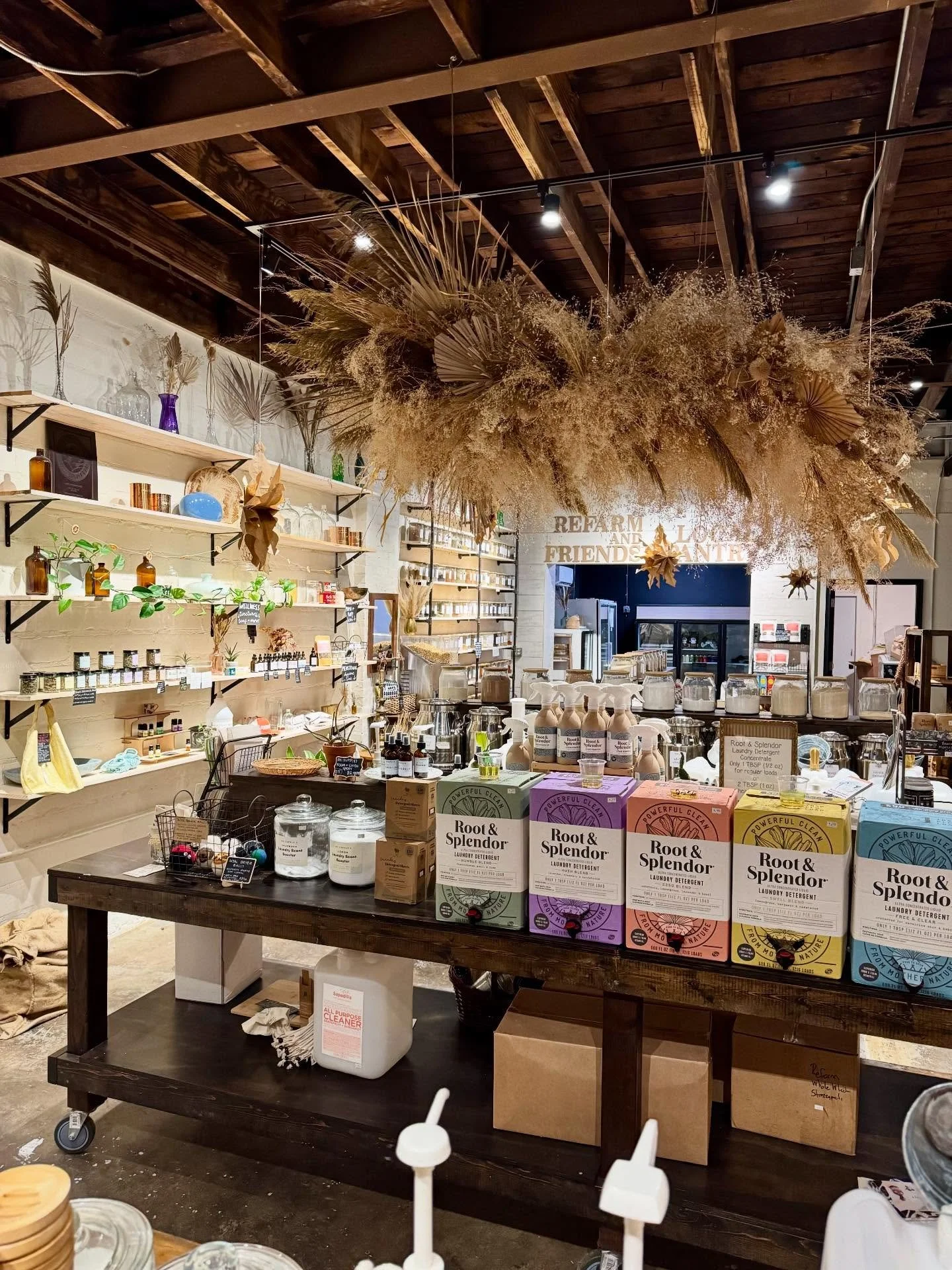 Lots of changin&rsquo; and rearrangin&rsquo; happening in Norman. We&rsquo;re working hard to stock the shelves with new sustainable wares and grocery goods.

And bringing back my very first side hustle&hellip; PeePaw&rsquo;s Salsa 🌶️ With everyone 