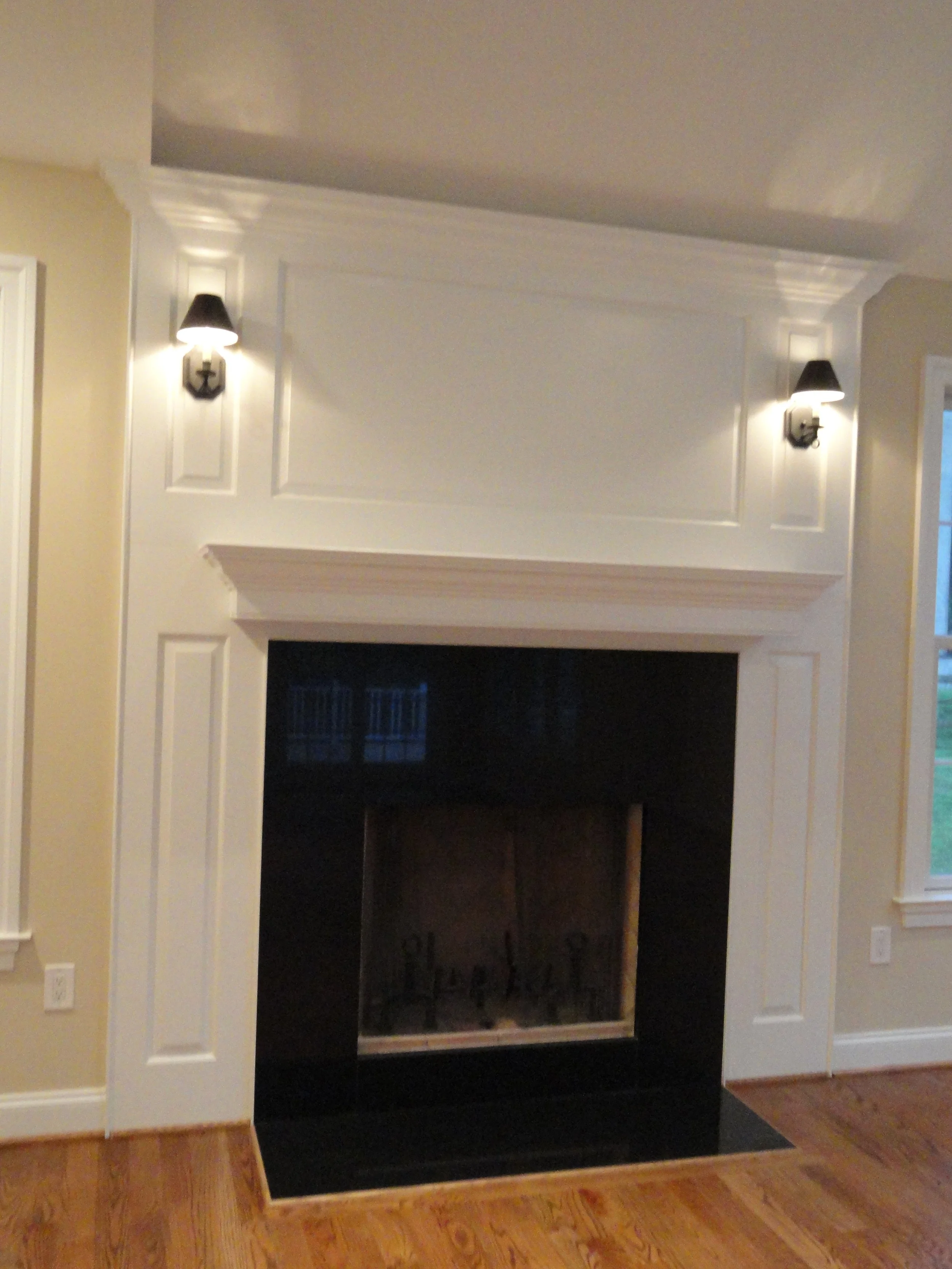 WAYNE_LIVING ROOM 2.JPG