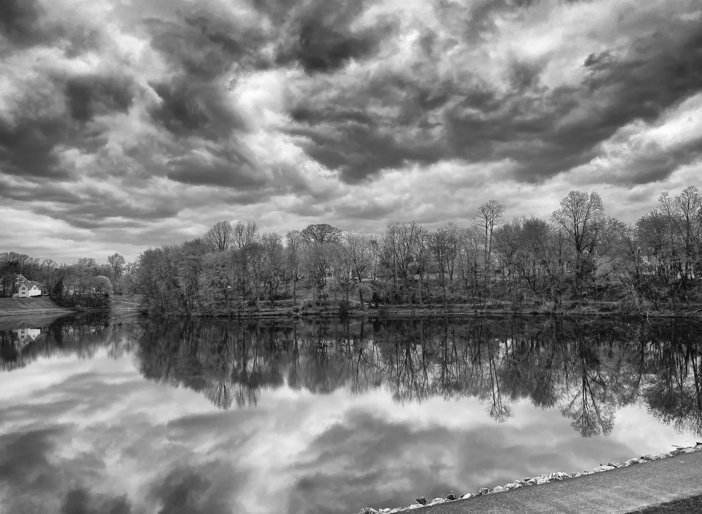 the Kentlands lake and clouds