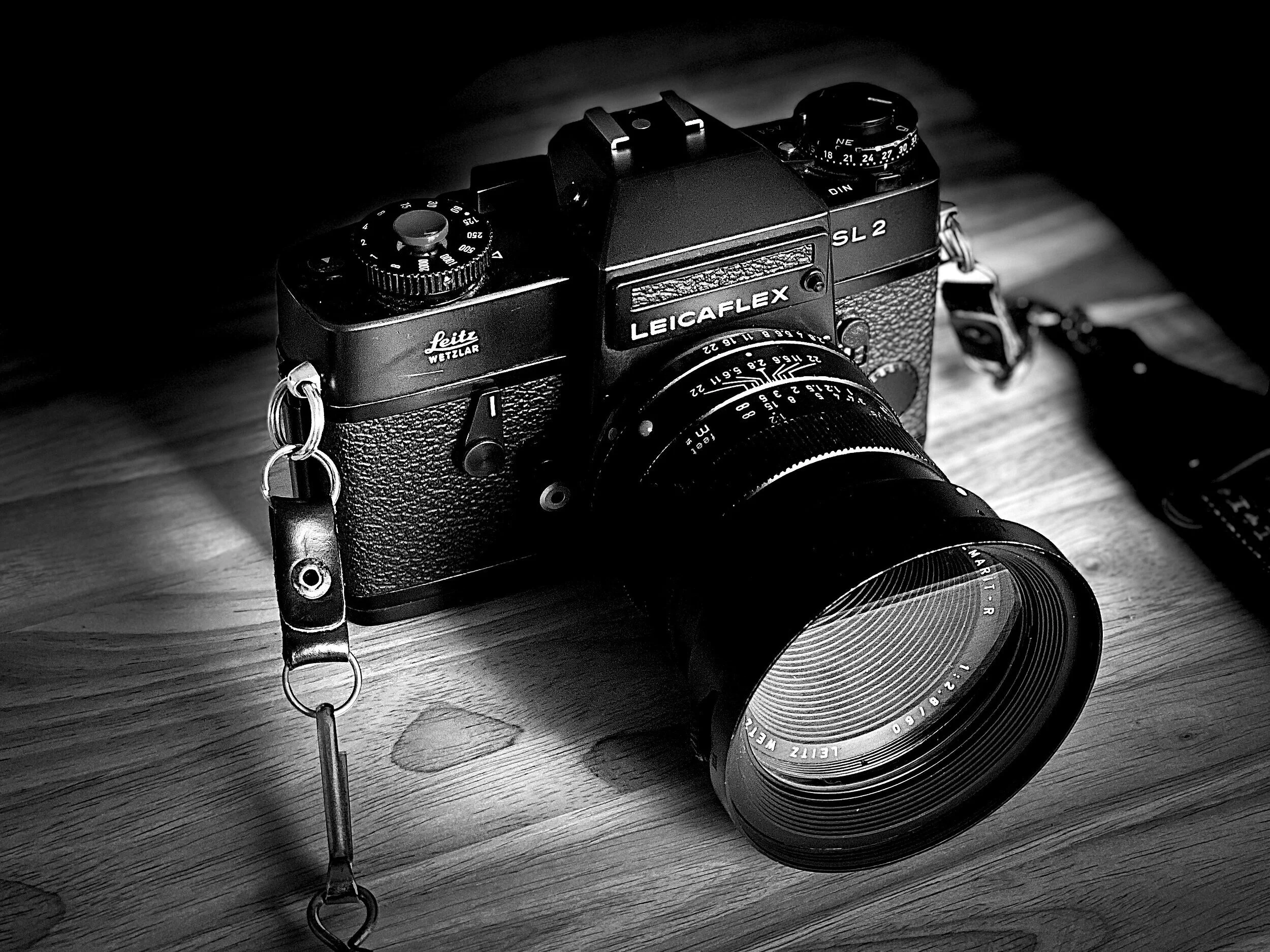 The famed Leica SL2 with 60mm lens