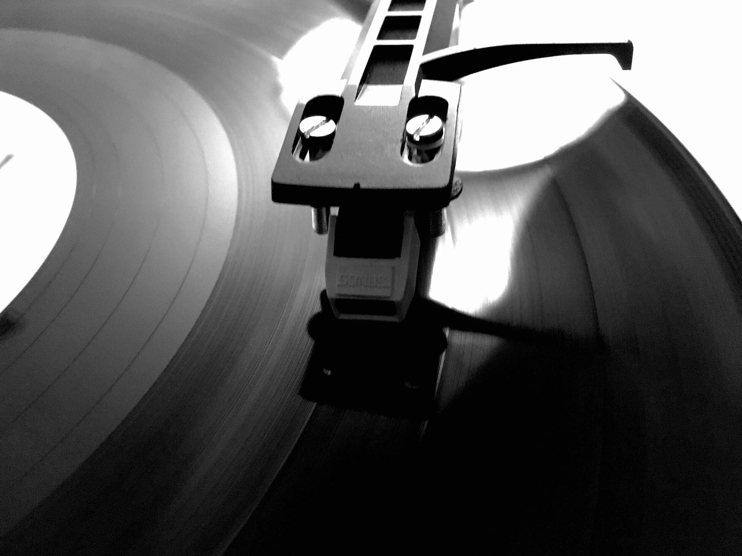 easy playing vinyl #1 - close-up