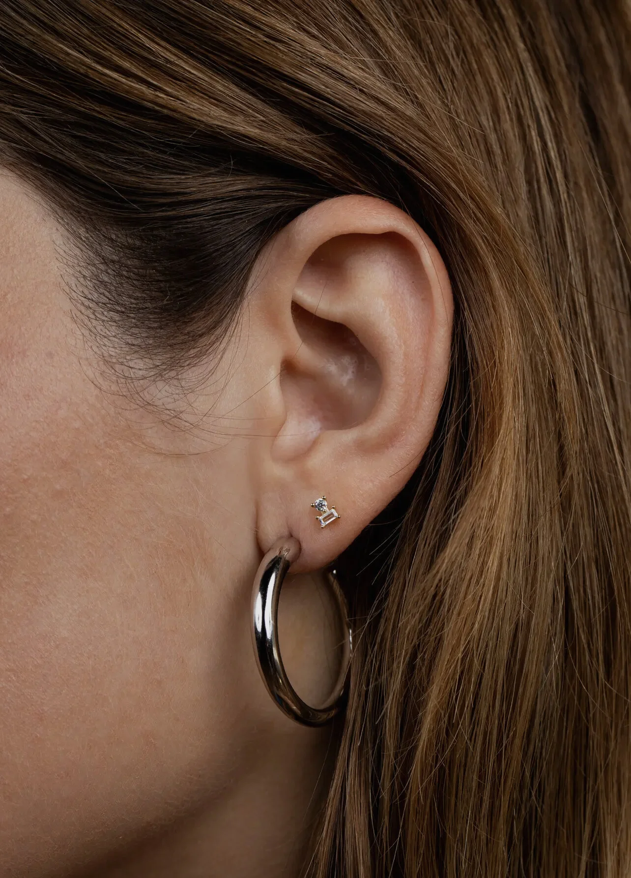 ★Hei★ [Yang Hye-ji wearing][sv925] cubic thin hoop earring Designer fashion, Seoul-fully created | W Concept