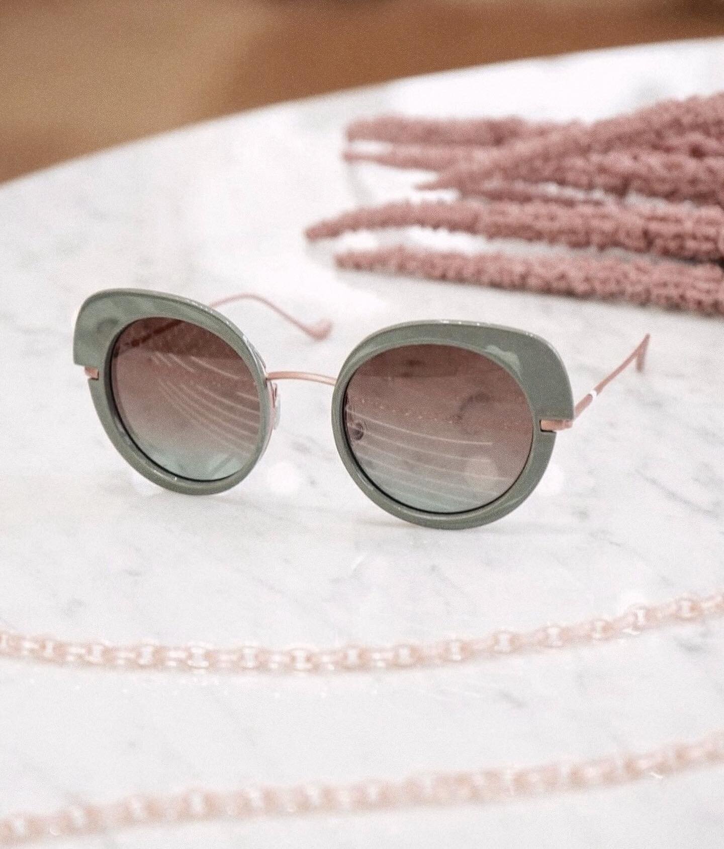 Colorful, feminine, and attractive frames with chains by @carolineabram.paris at LINE OF SIGHT.