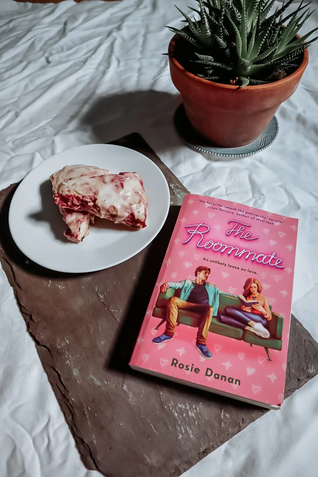 Review: The Roommate by Rosie Danan