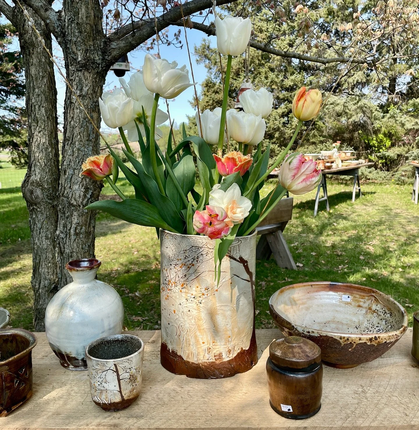 What a weekend! Big thanks to everyone who joined the tour. Your enthusiasm and support are beyond words. Thanks for buying pots and sharing your thoughts and feelings with me. I couldn&rsquo;t have asked for more as a maker. Also, I can&rsquo;t say 