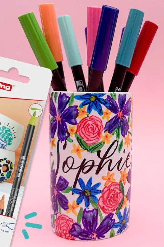 How to Create a Personalised Floral Pen Pot Using Porcelain Brush Pens