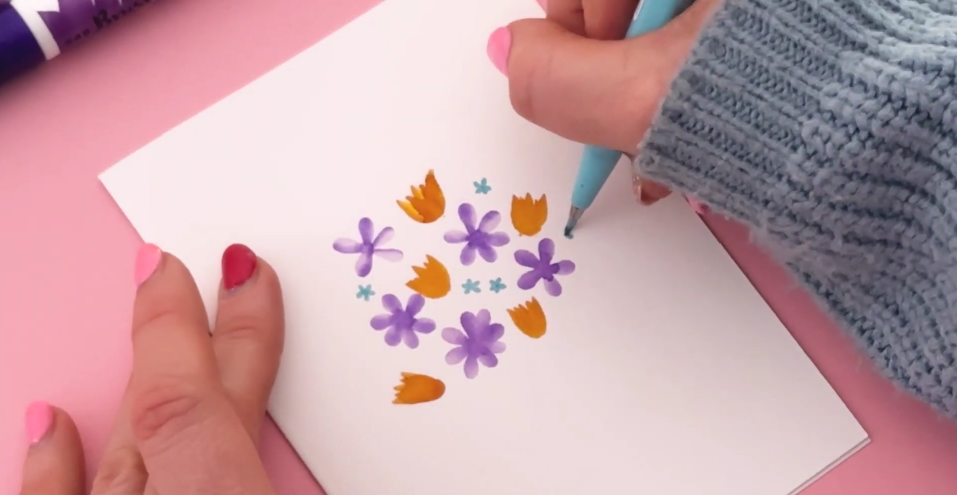 Small brush pen flowers used to fill gaps in a bouquet