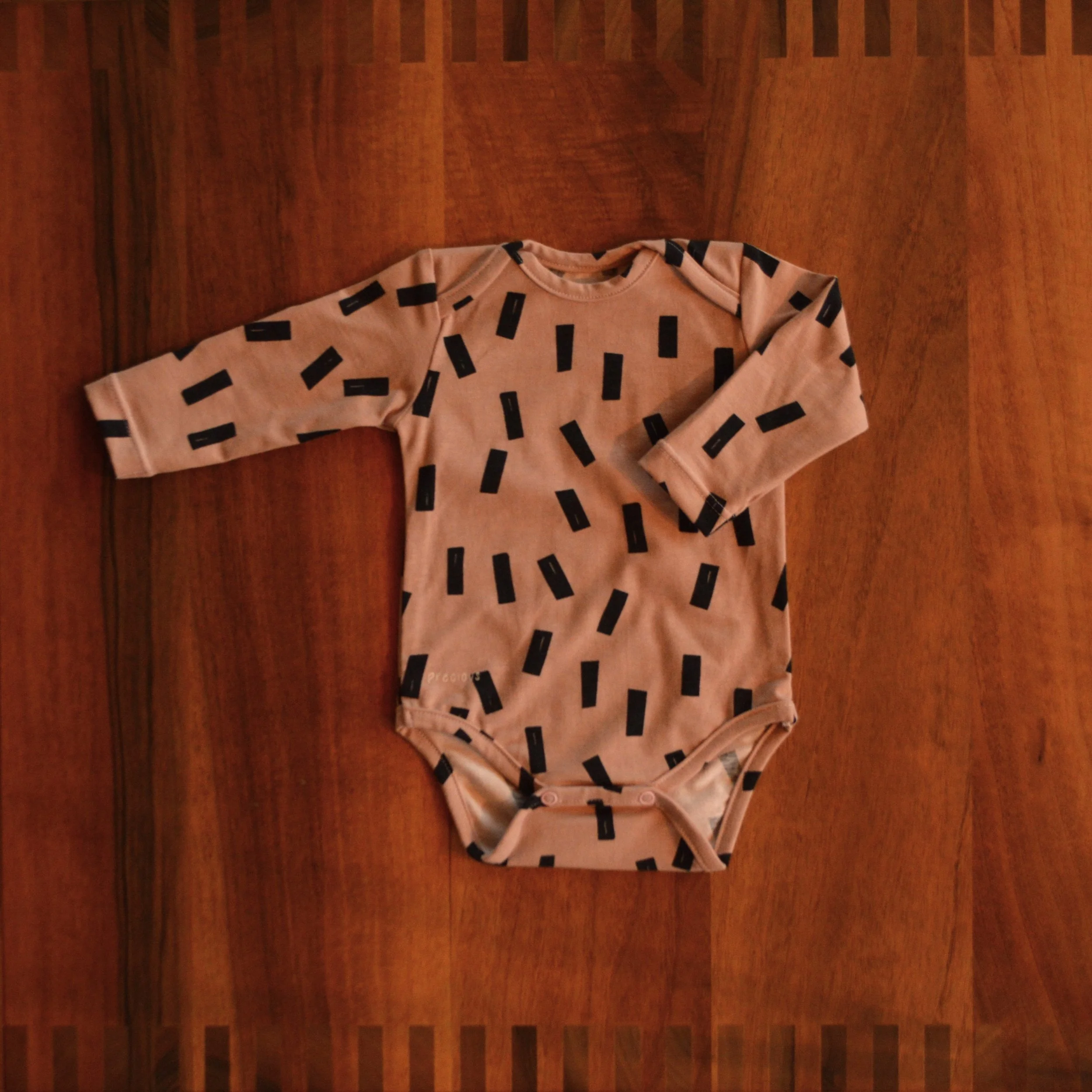 Ilya - Confetti violett // Grösse 62 // Gots-Jersey // 30 CHF