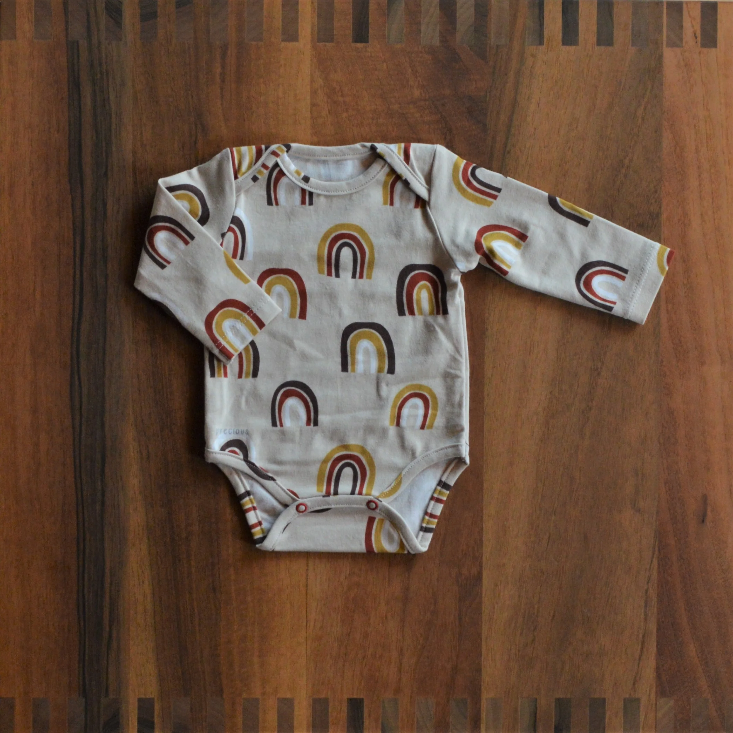 Body Ilya - Rägeboge // Grösse 62 // Bio-Jersey // 28 CHF