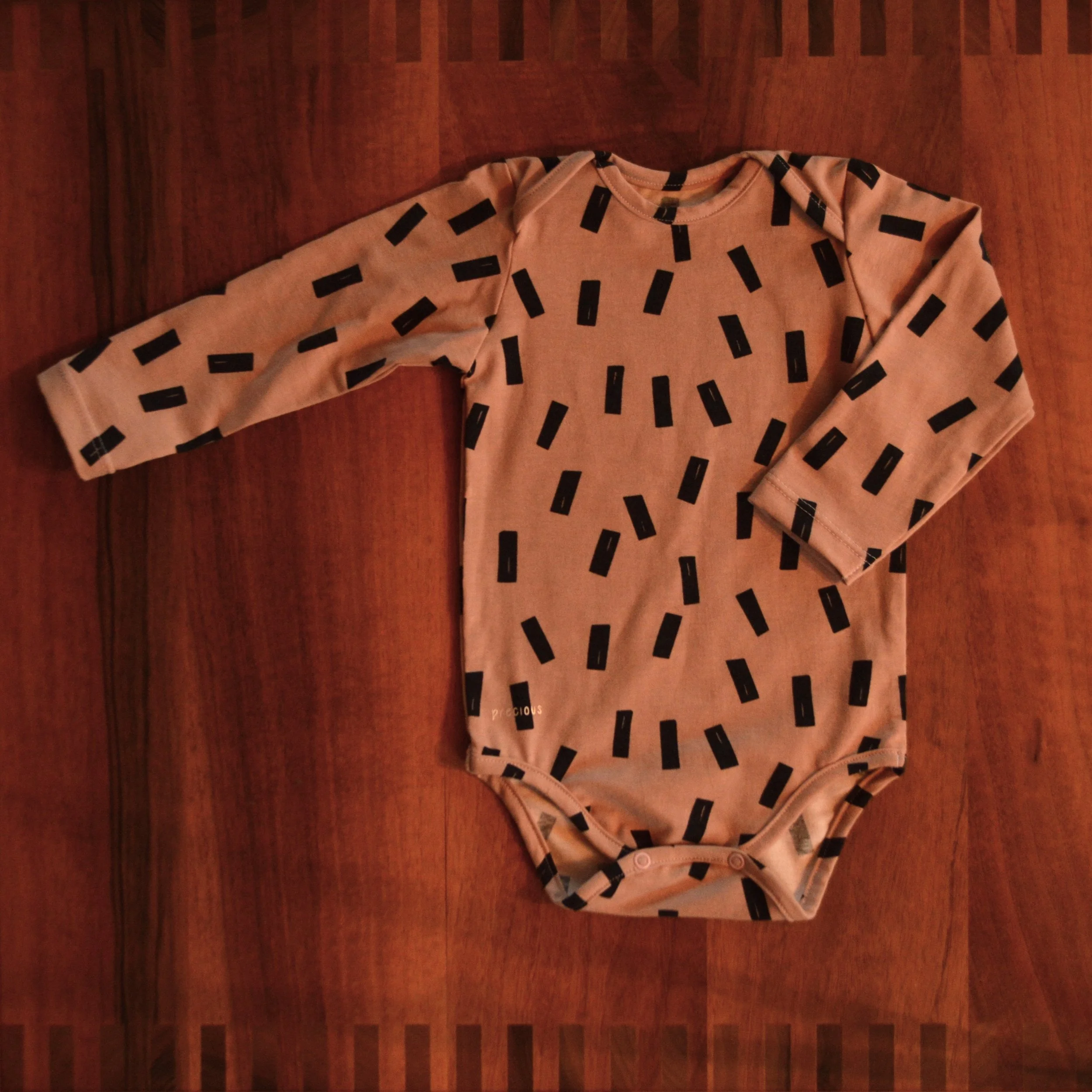 Ilya - Konfetti Violett // Grösse 80 // Gots-Jersey // 32 CHF