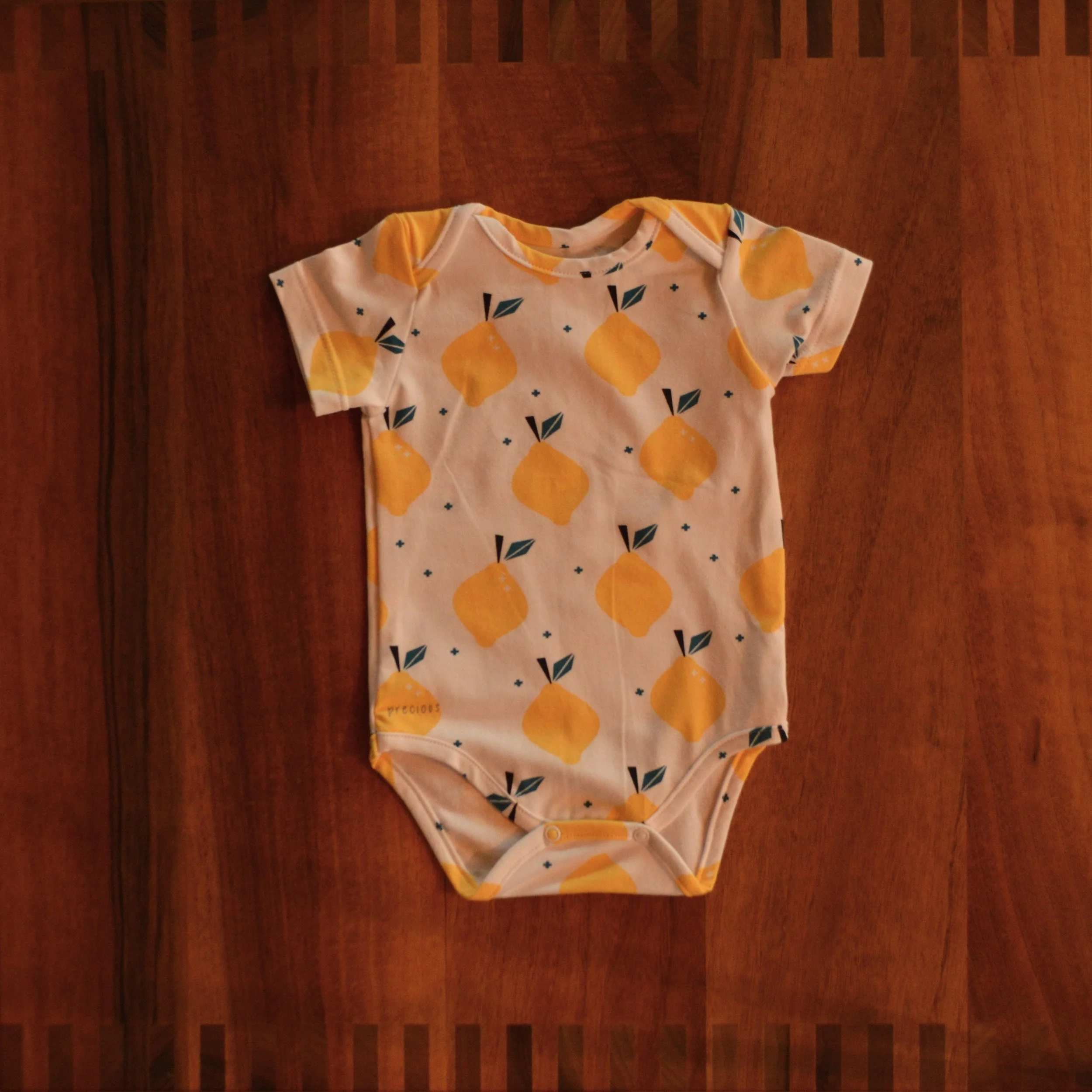 Noa - Zitrone // Grösse 74 // Gots-Jersey // 29 CHF