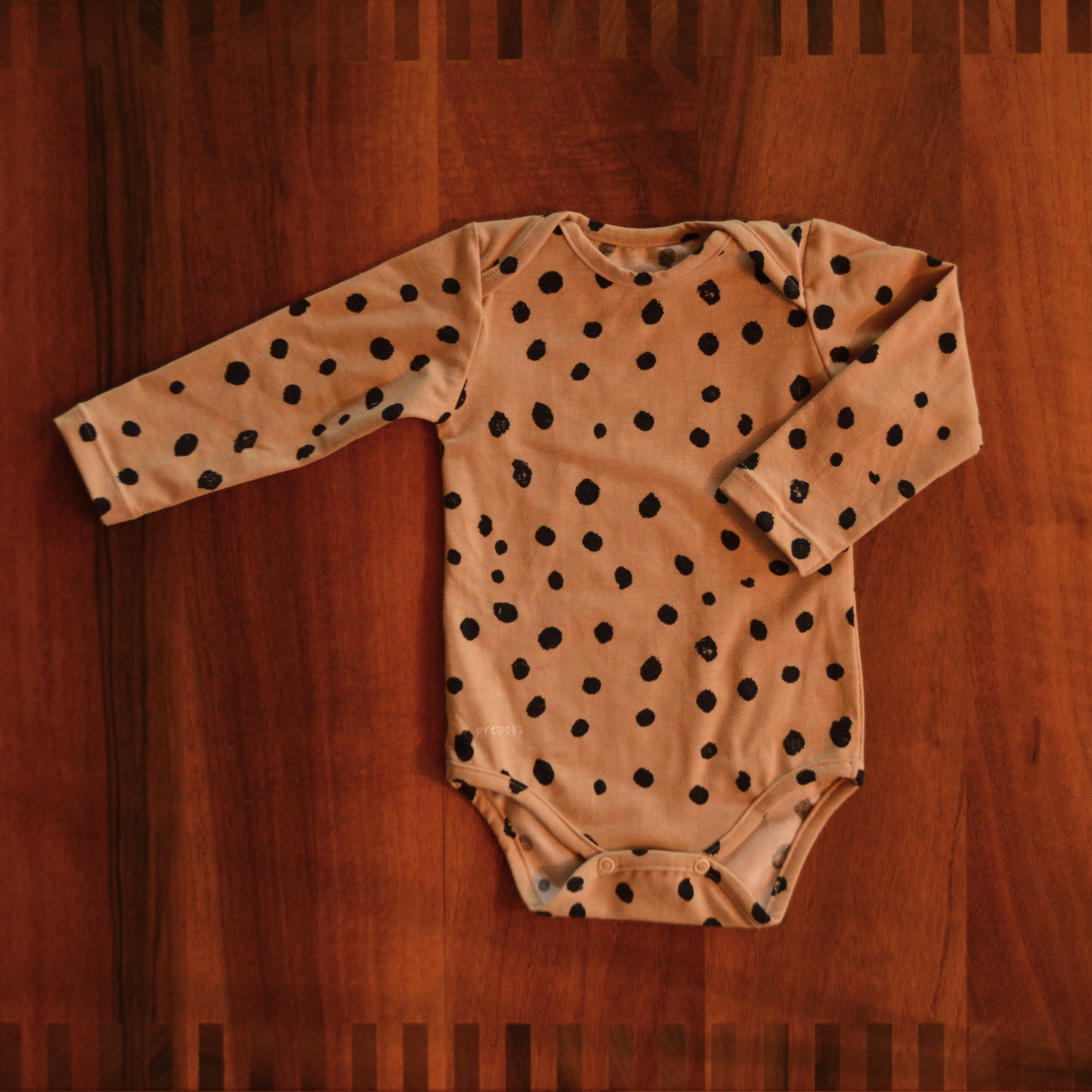 Ilya - Dots Sandstorm // Grösse 74 // Gots-Jersey // 32 CHF