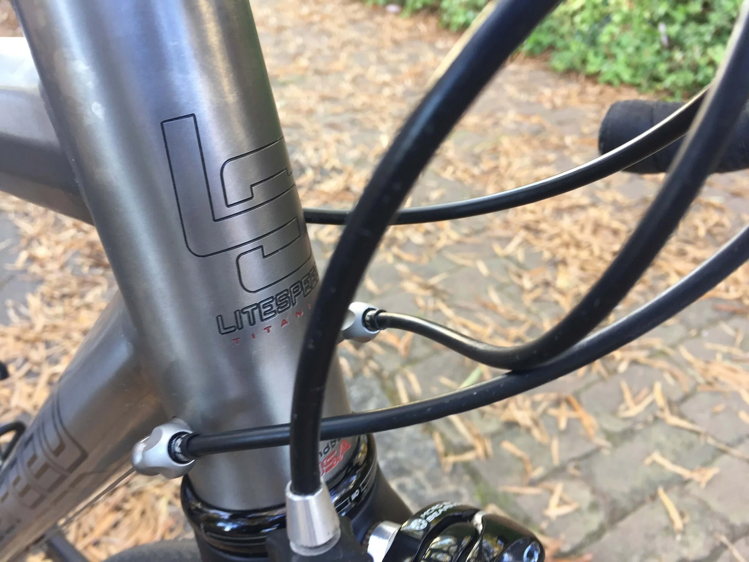 Engraved logo in the head tube. Never goes out of style.