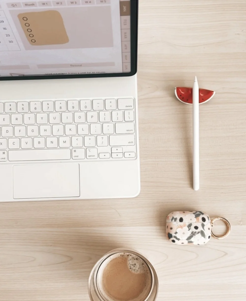 How to Create Design a Digital Planner in Keynote — The Pink Ink