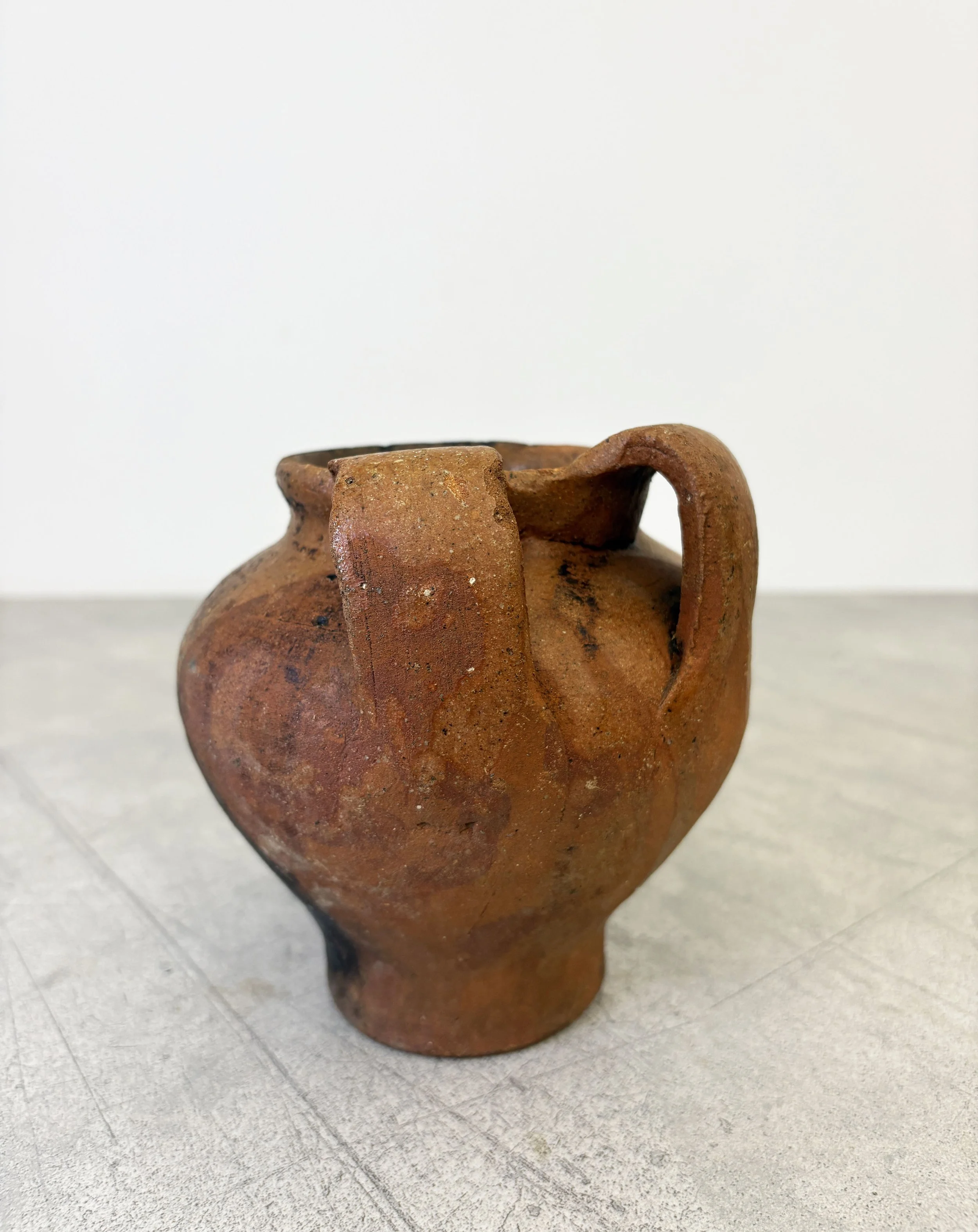 antique handmade cooking pot Puglia