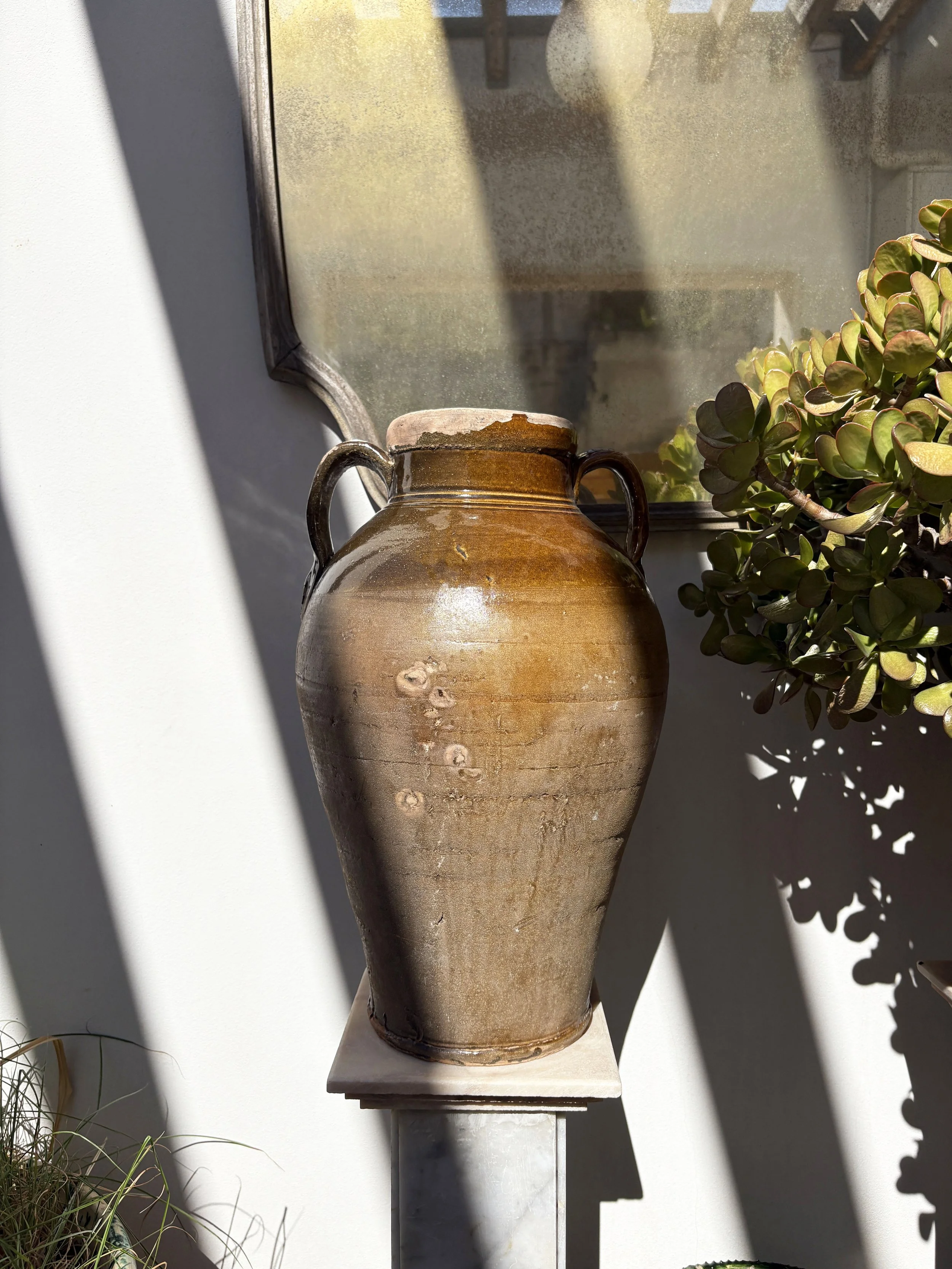 large rustic amphora Puglia