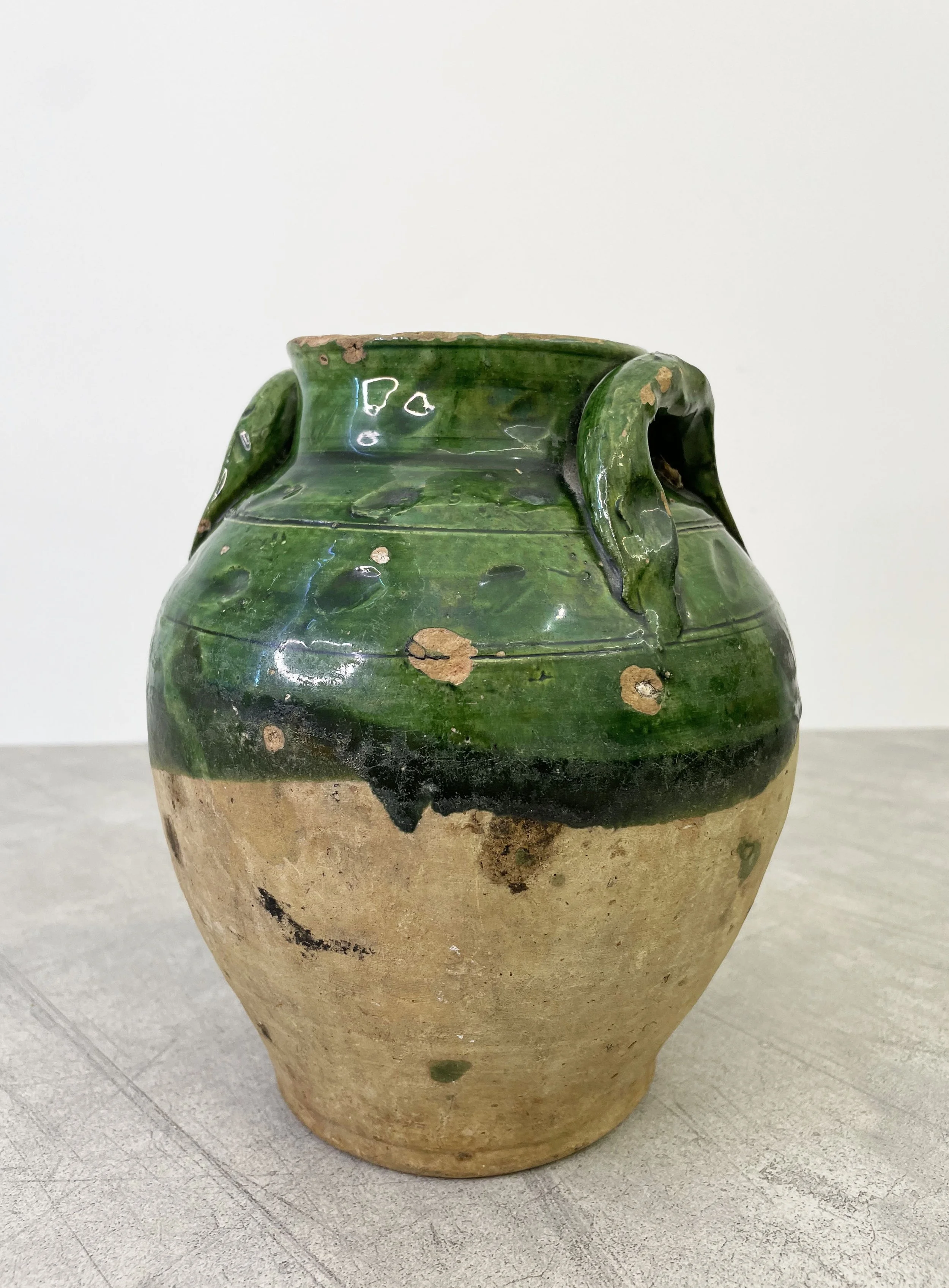 antique farmhouse pot