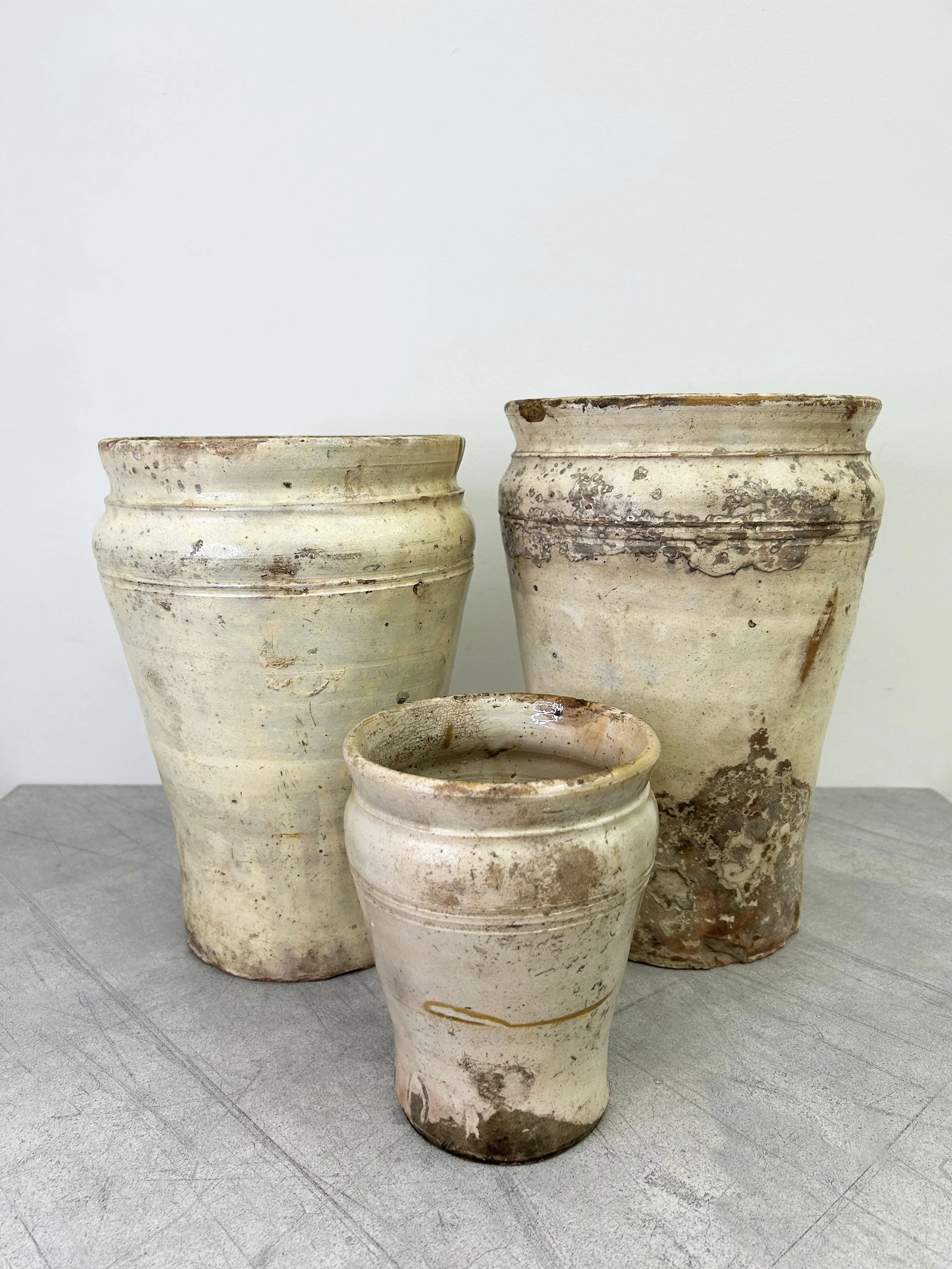 antique Grottaglie ceramics